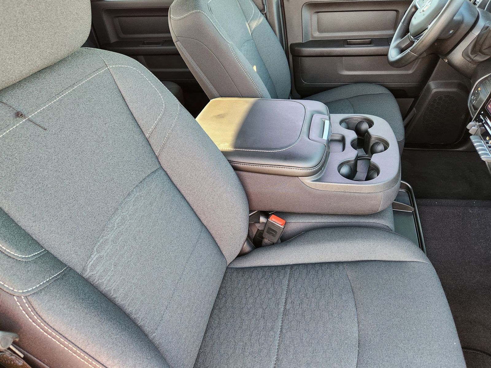 New 2026 Diamond Black Crystal Pearlcoat Ram TRADESMAN CREW CAB 4X4 6