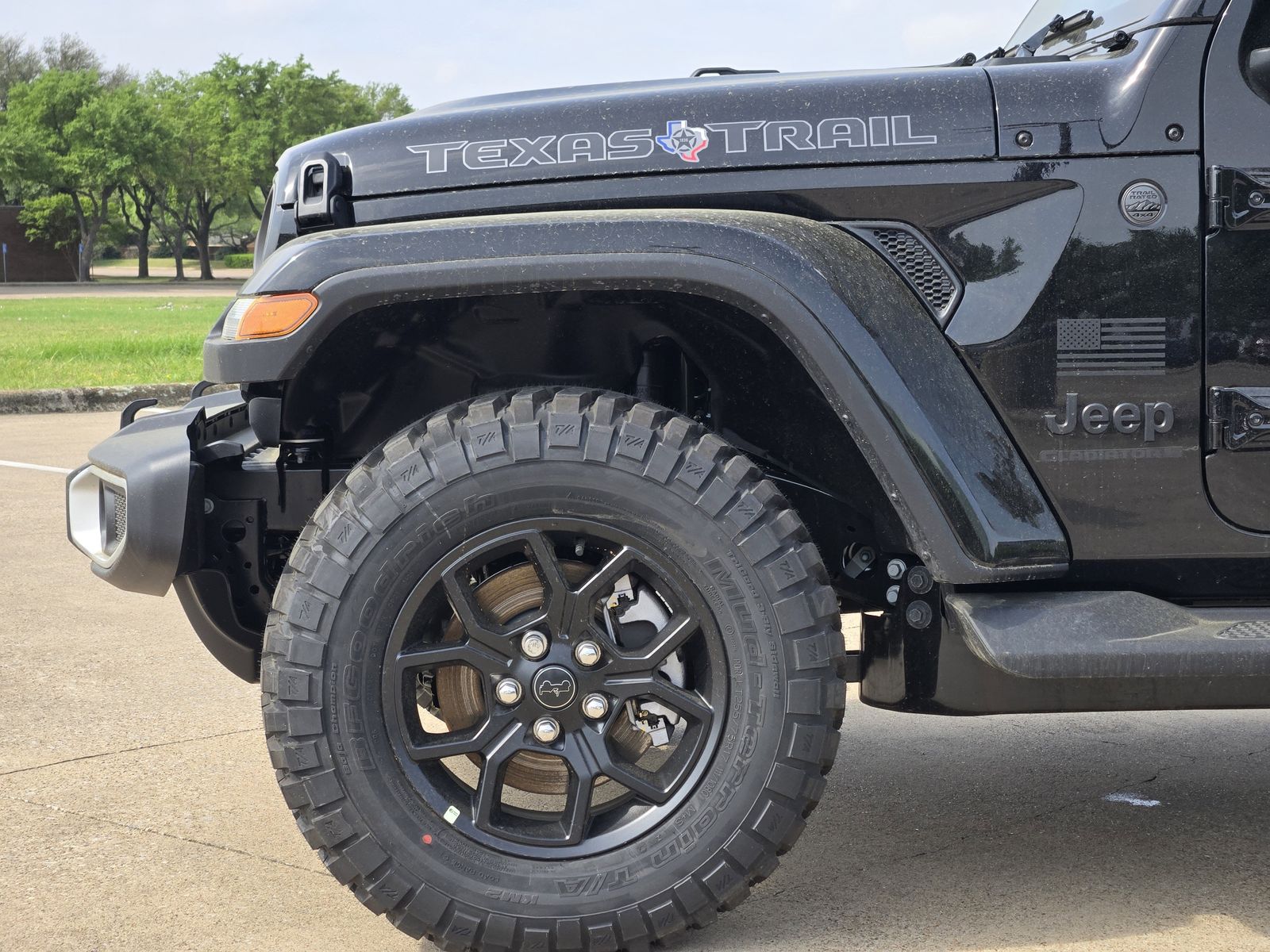 New 2026 Black Jeep TEXAS TRAIL 4X4 image 11