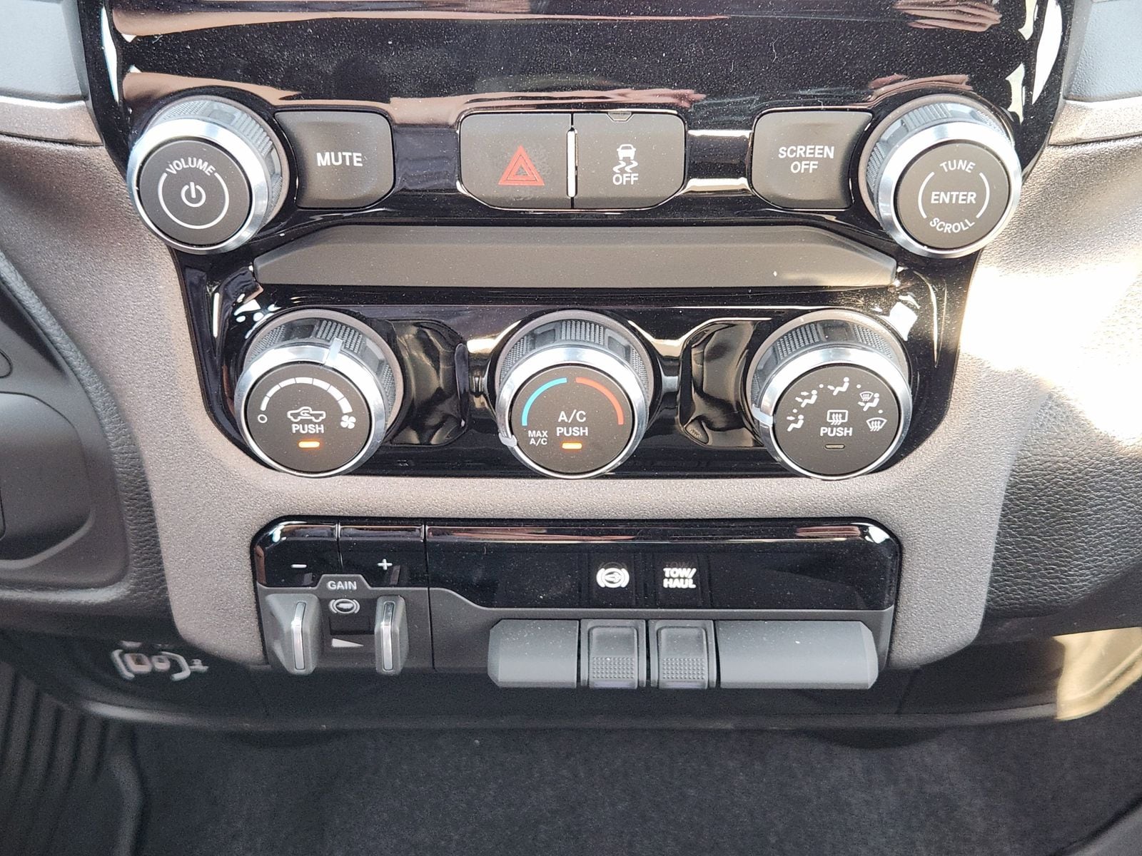 New 2026 Granite Crystal Ram WARLOCK CREW CAB 4X4 6