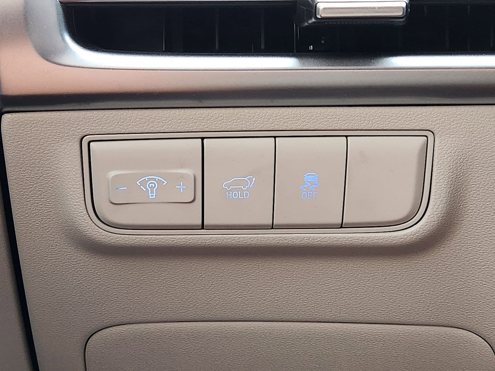 Used 2026 Hampton Gray Hyundai SEL image 29