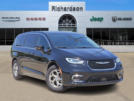 2024 Chrysler Pacifica LIMITED Passenger Van