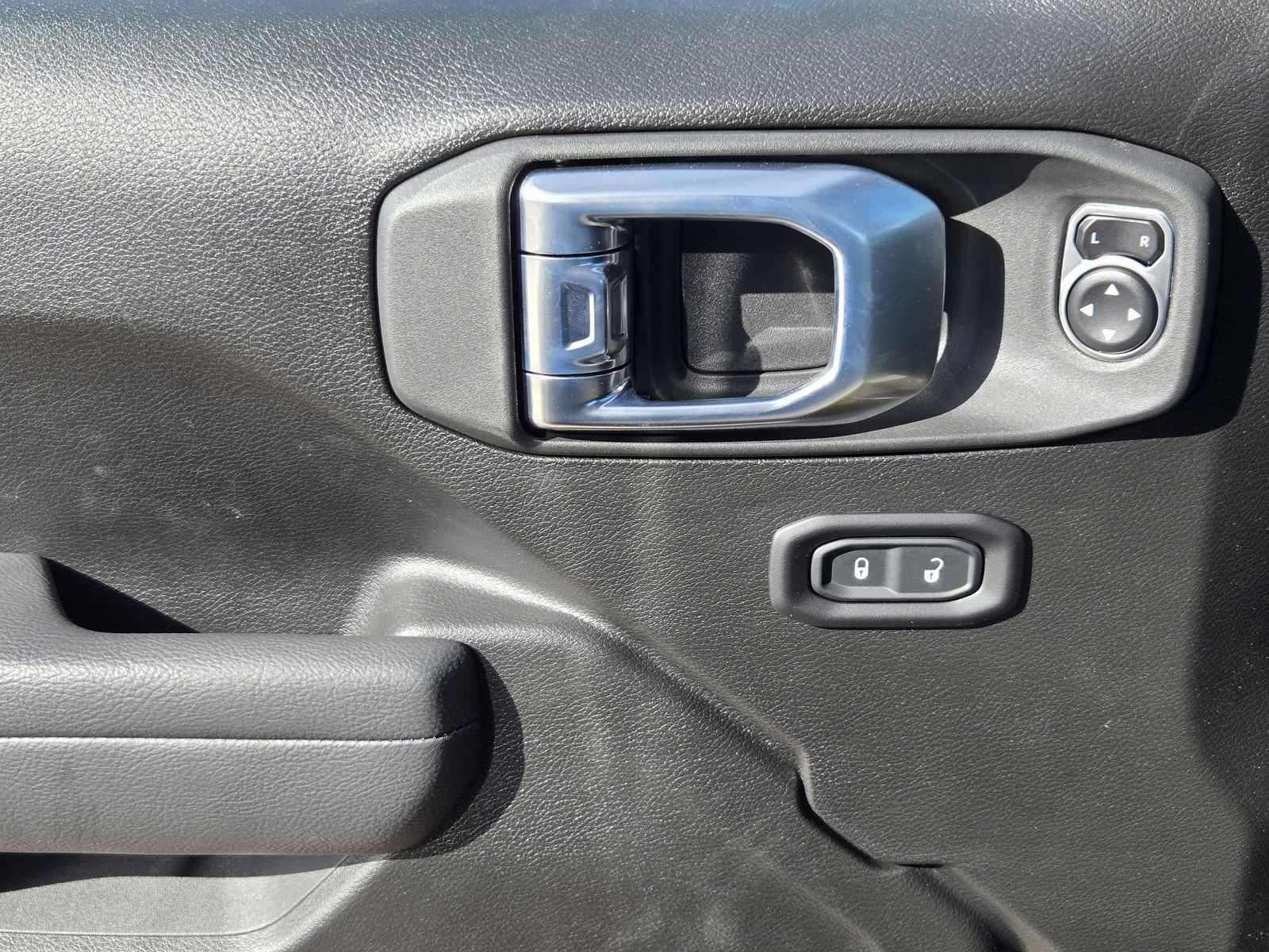 New 2026 Black Jeep 4-DOOR WILLYS image 24