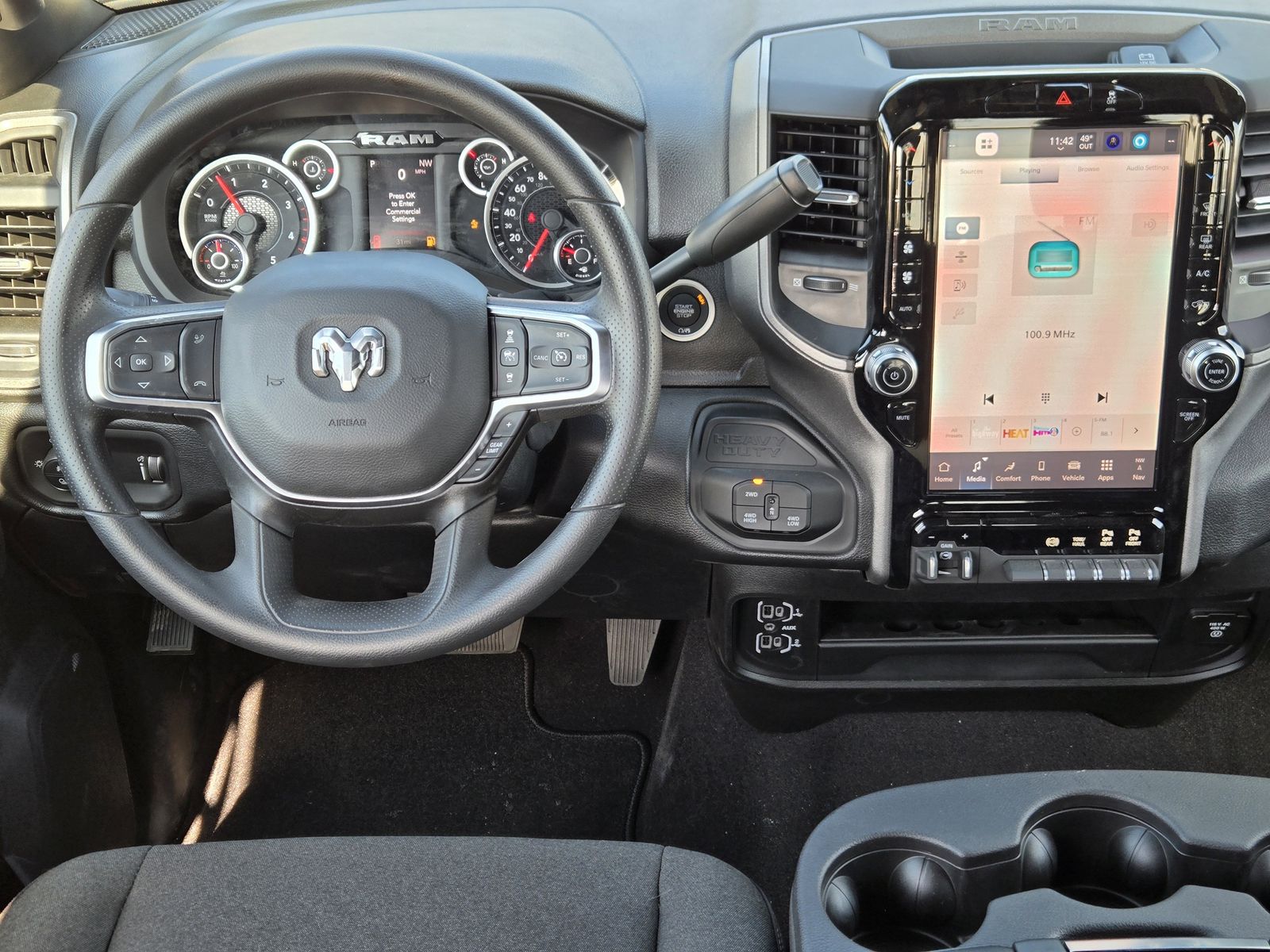 New 2026 Diamond Black Crystal Pearlcoat Ram TRADESMAN CREW CAB 4X4 6