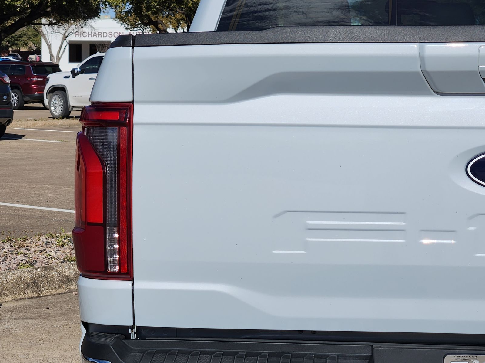 Used 2025 Space White Metallic Ford Lariat image 15