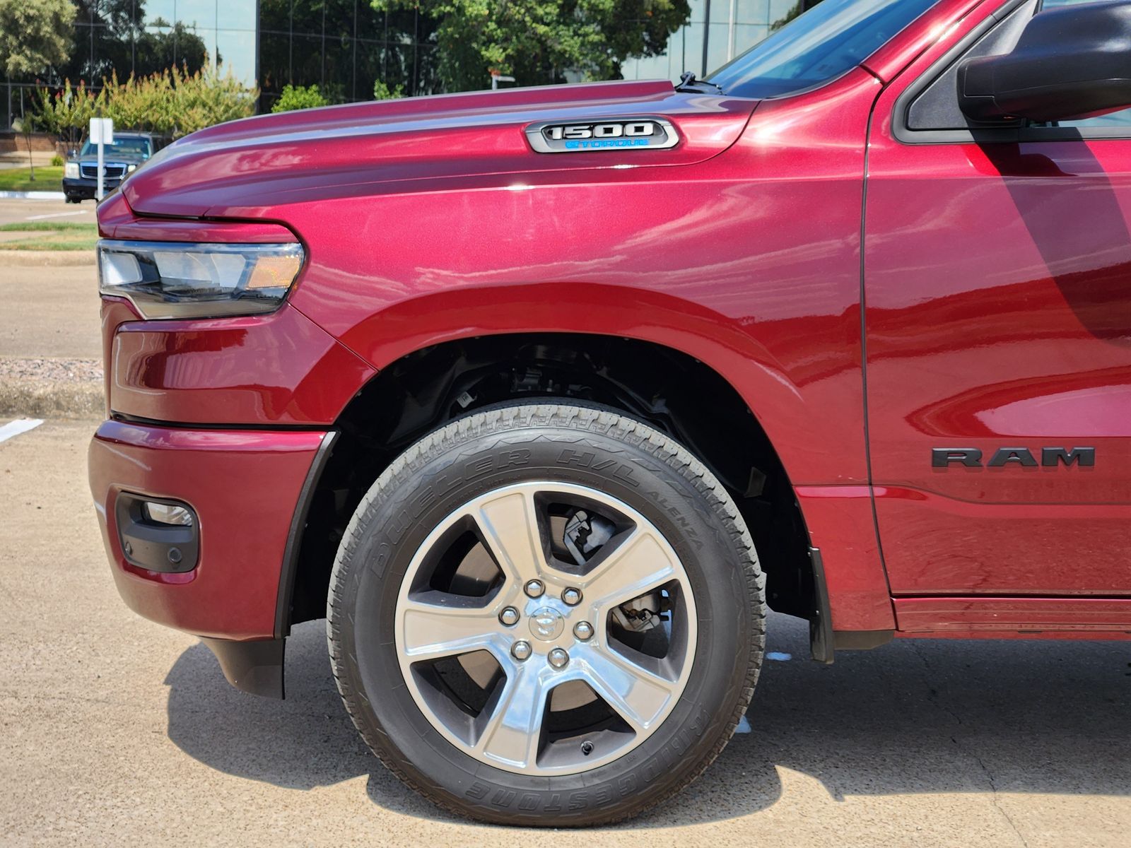 Used 2025 Delmonico Red Pearlcoat Ram Tradesman image 8