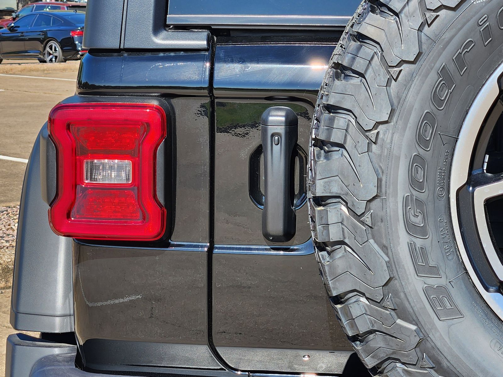 New 2026 Black Jeep 4-DOOR RUBICON image 15