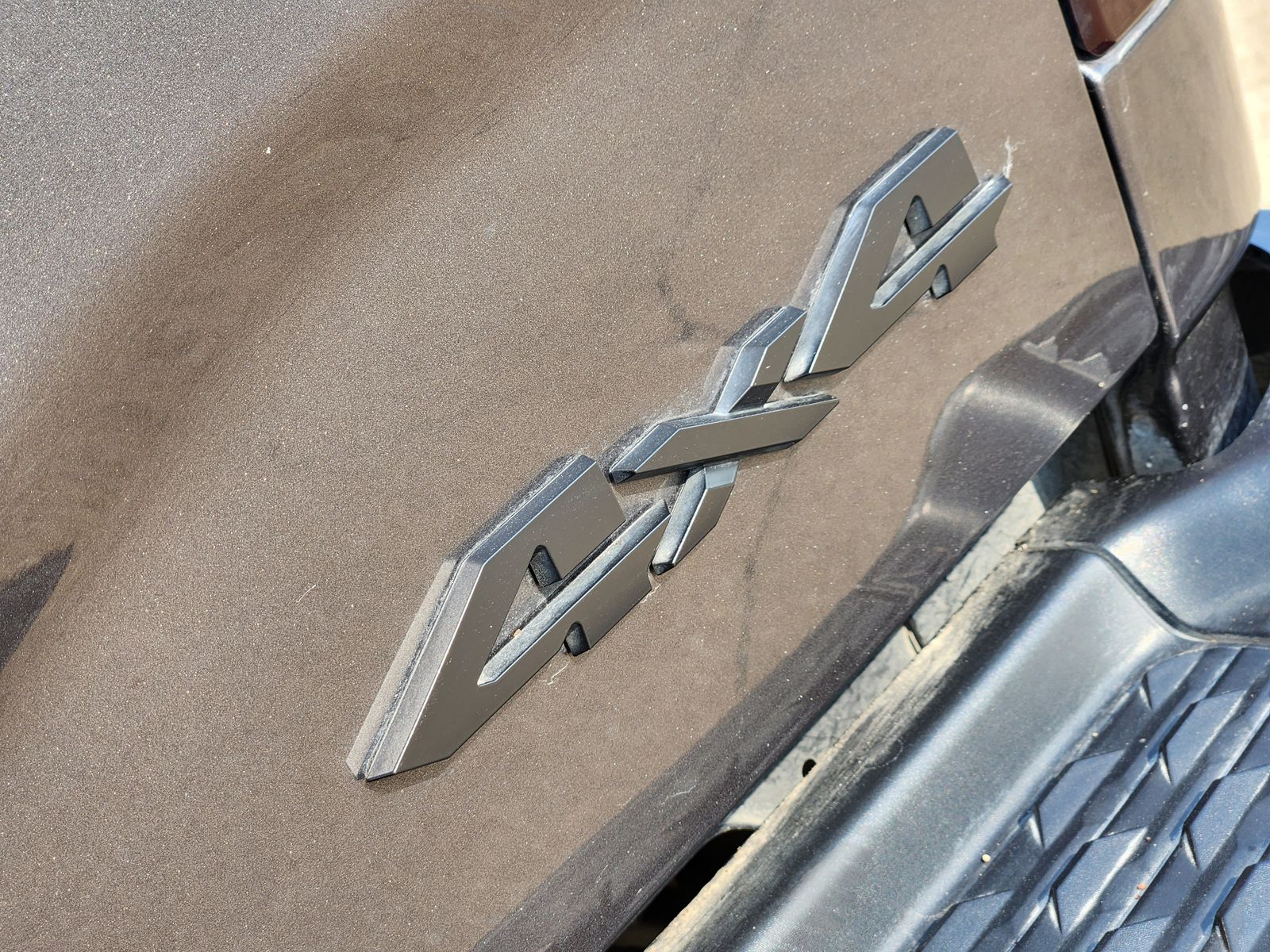 Used 2022 Granite Crystal Ram Laramie image 22