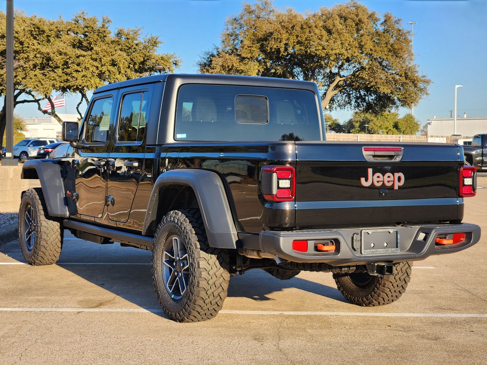 New 2026 Black Jeep MOJAVE 4X4 image 4