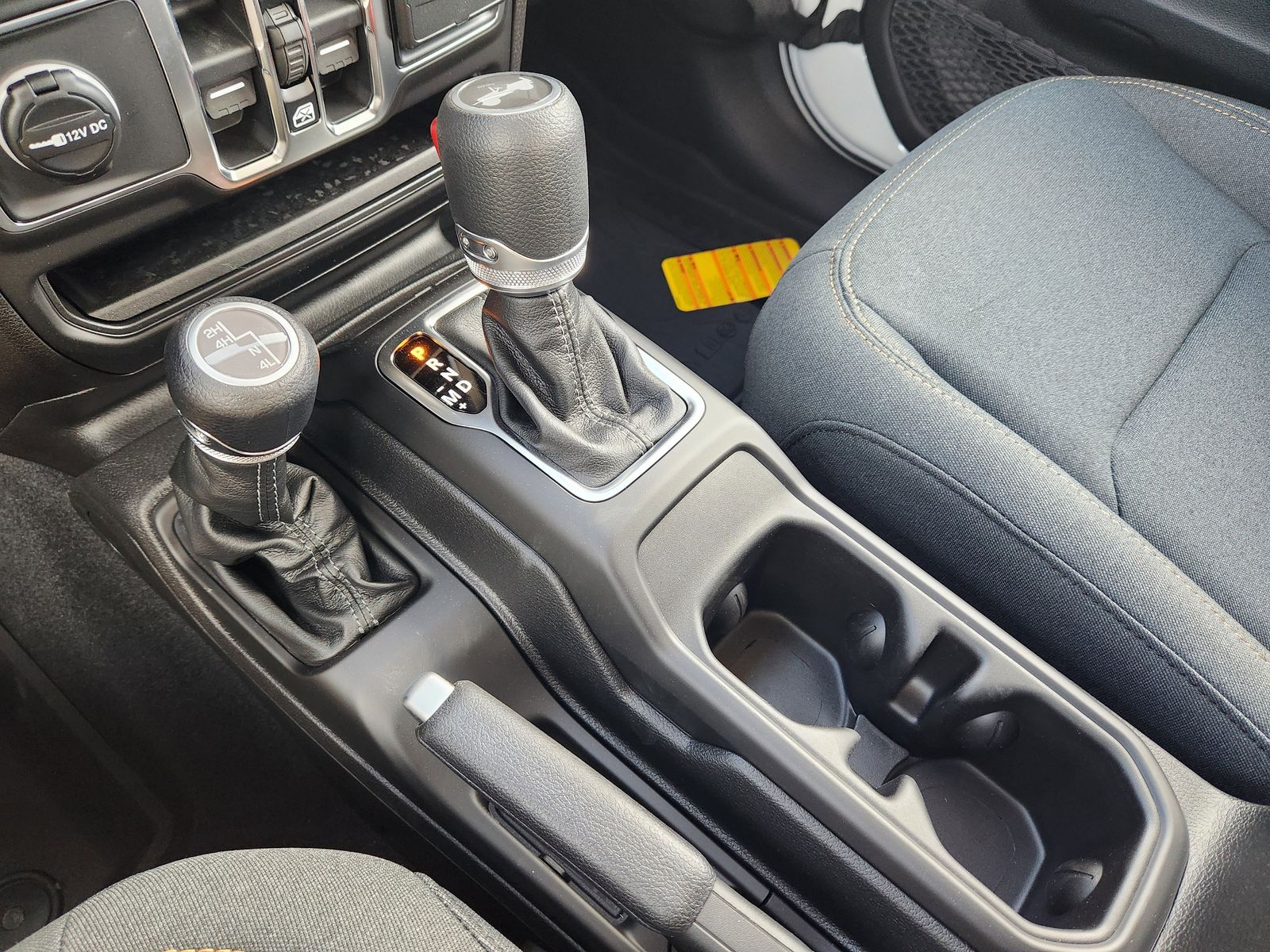 New 2026 Bright White Jeep 4-DOOR SPORT image 20