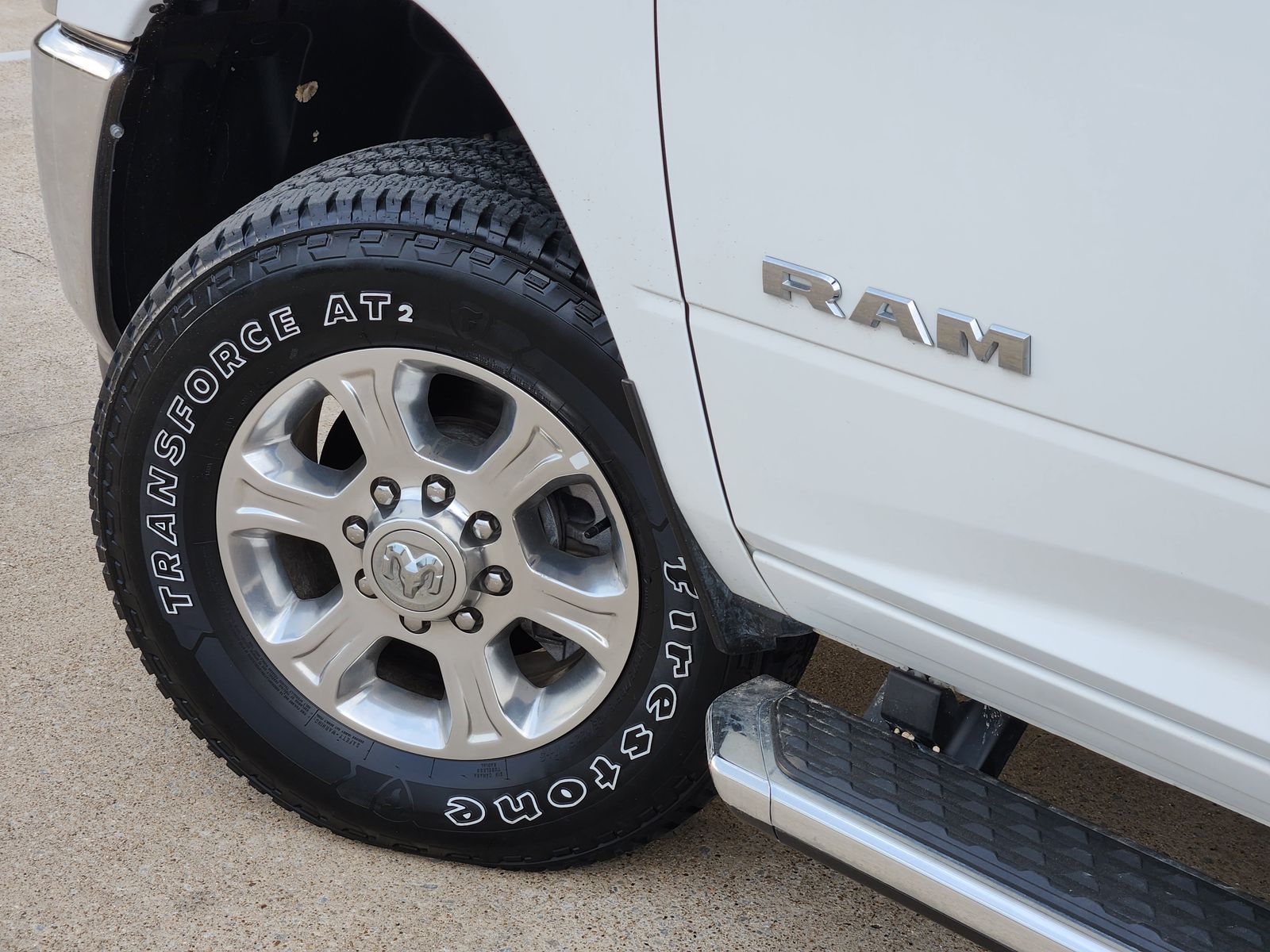 Used 2025 Bright White Ram Big Horn image 14