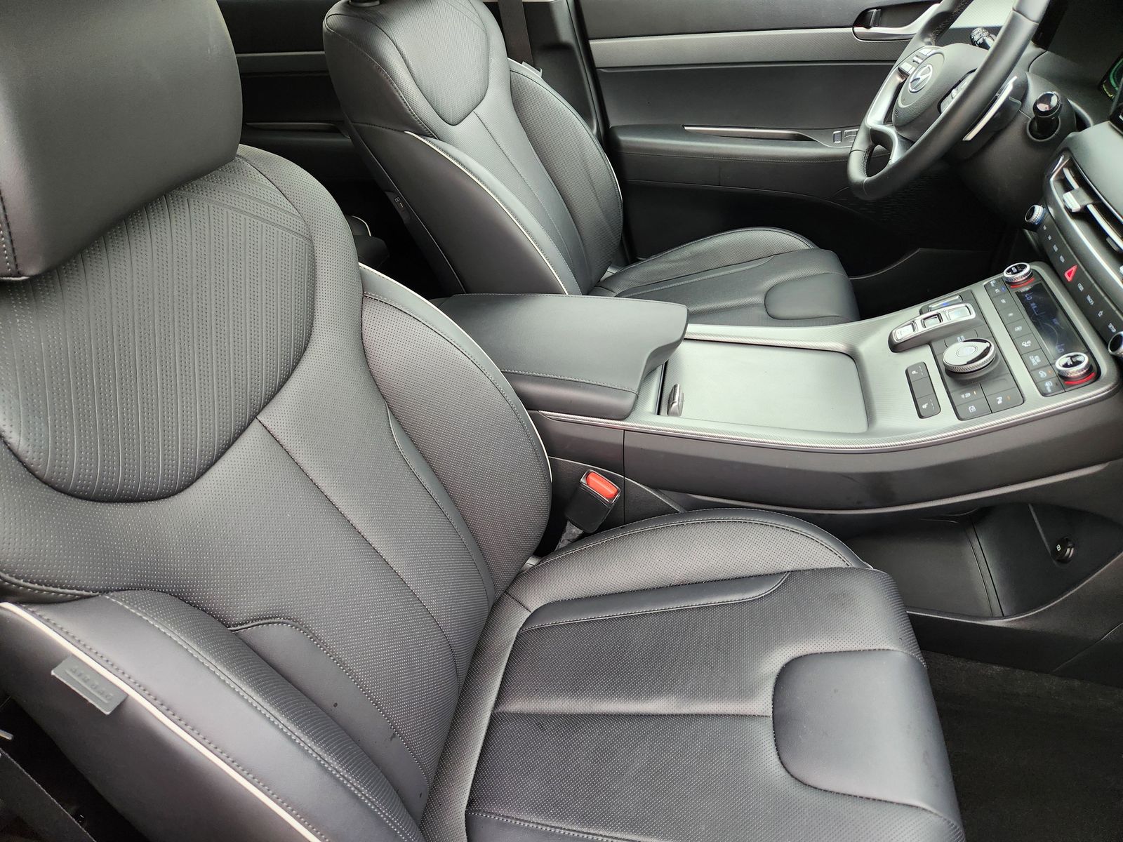 Used 2023 Steel Graphite Hyundai SEL image 21
