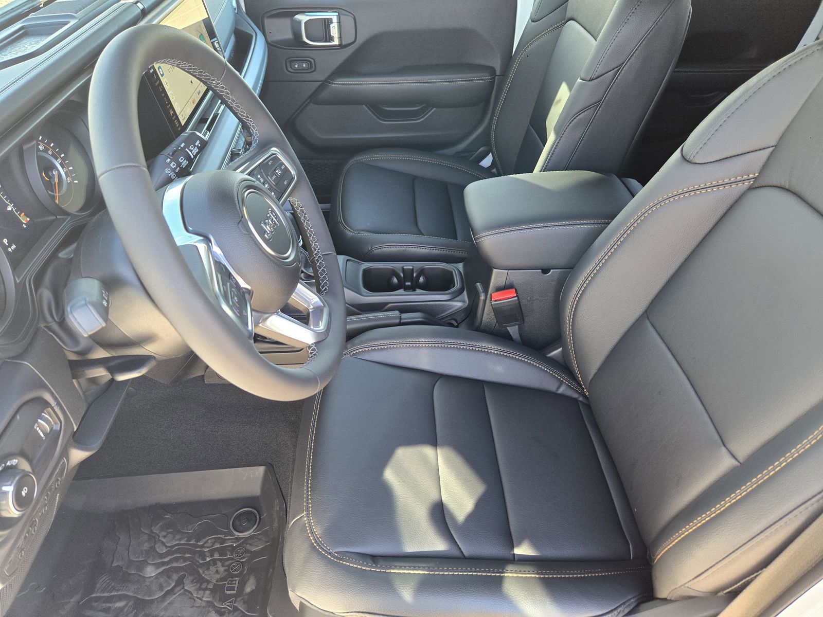 New 2026 Bright White Jeep 4-DOOR SAHARA image 12