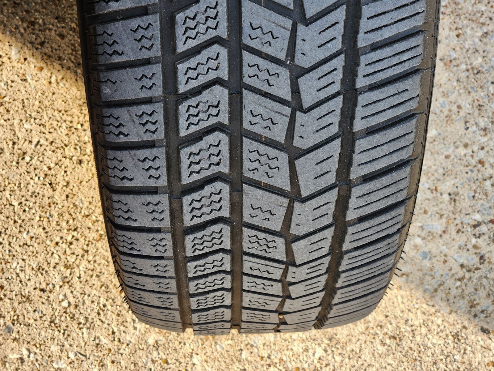 Used 2022 Carbonized Gray Ford SE image 22