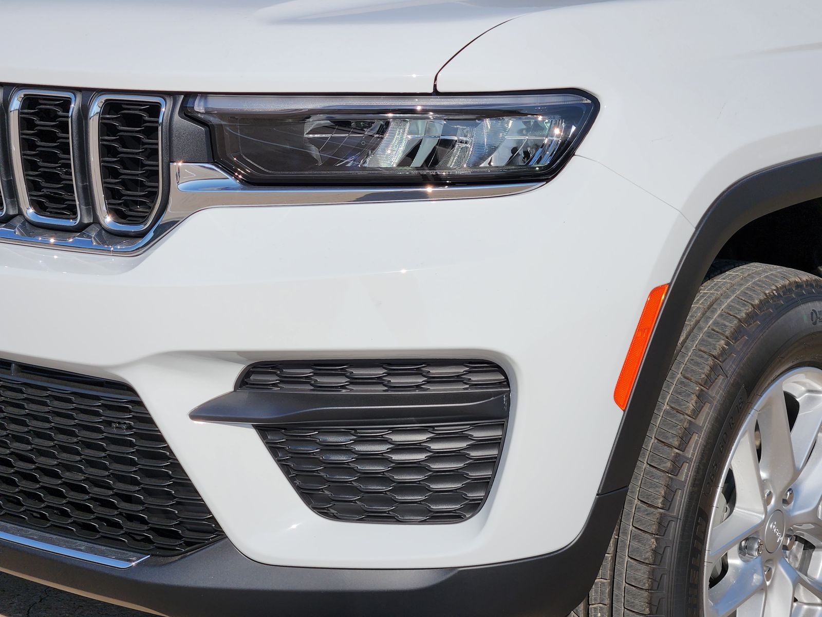 New 2026 Bright White Jeep LAREDO 4X2 image 10