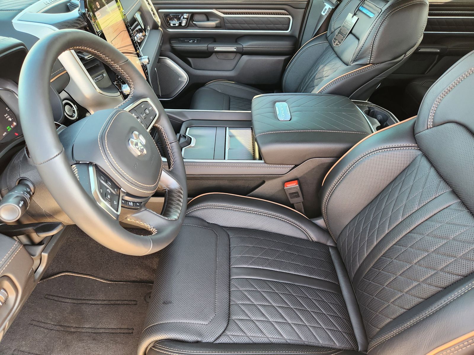 New 2026 Ivory White Tri-Coat Pearlcoat Ram TUNGSTEN CREW CAB 4X4 image 24