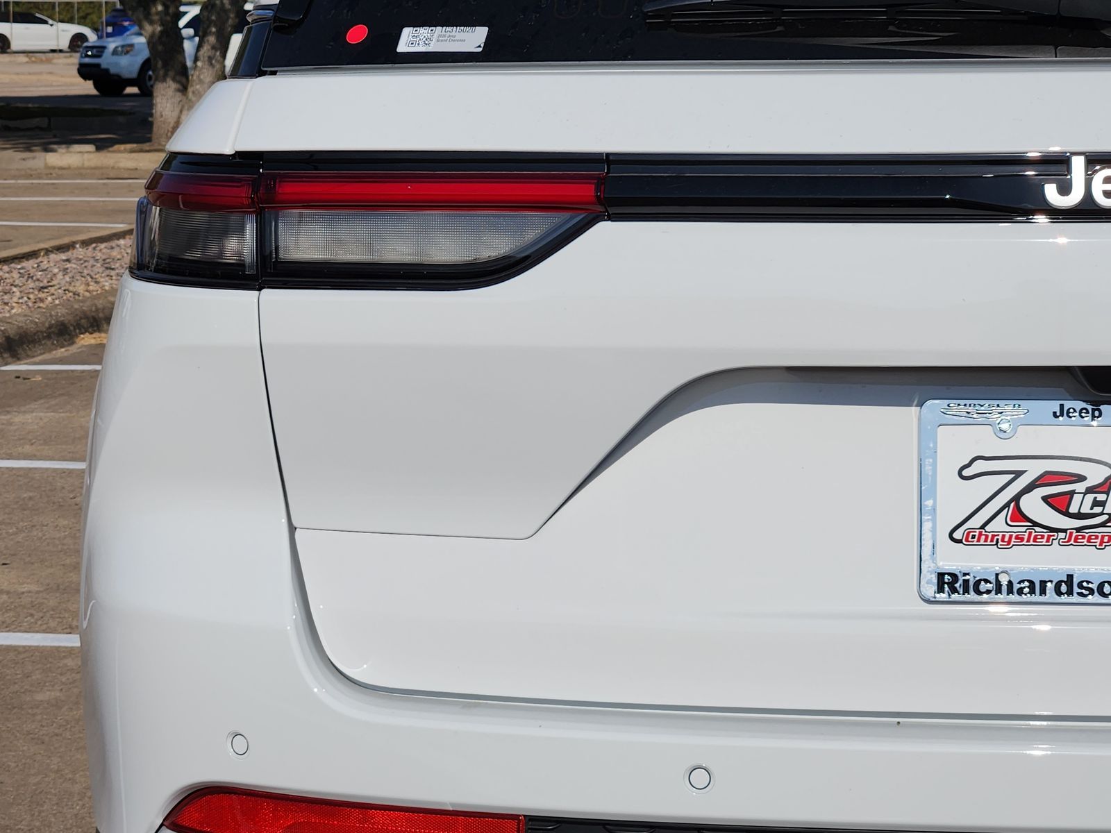 New 2026 Bright White Jeep LAREDO 4X2 image 15