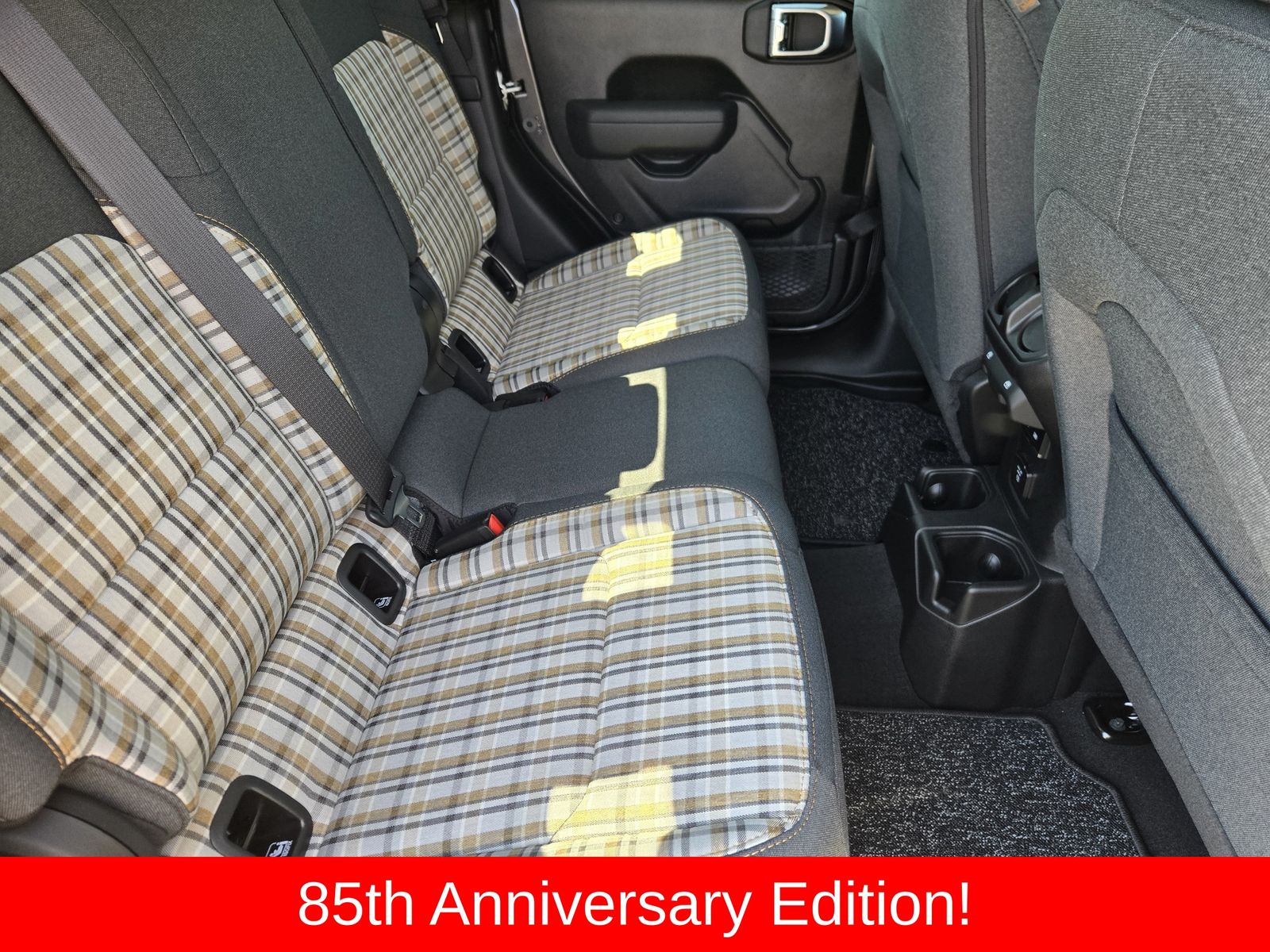 New 2026 Granite Crystal Jeep 85TH ANNIVERSARY EDITION 4X4 image 37