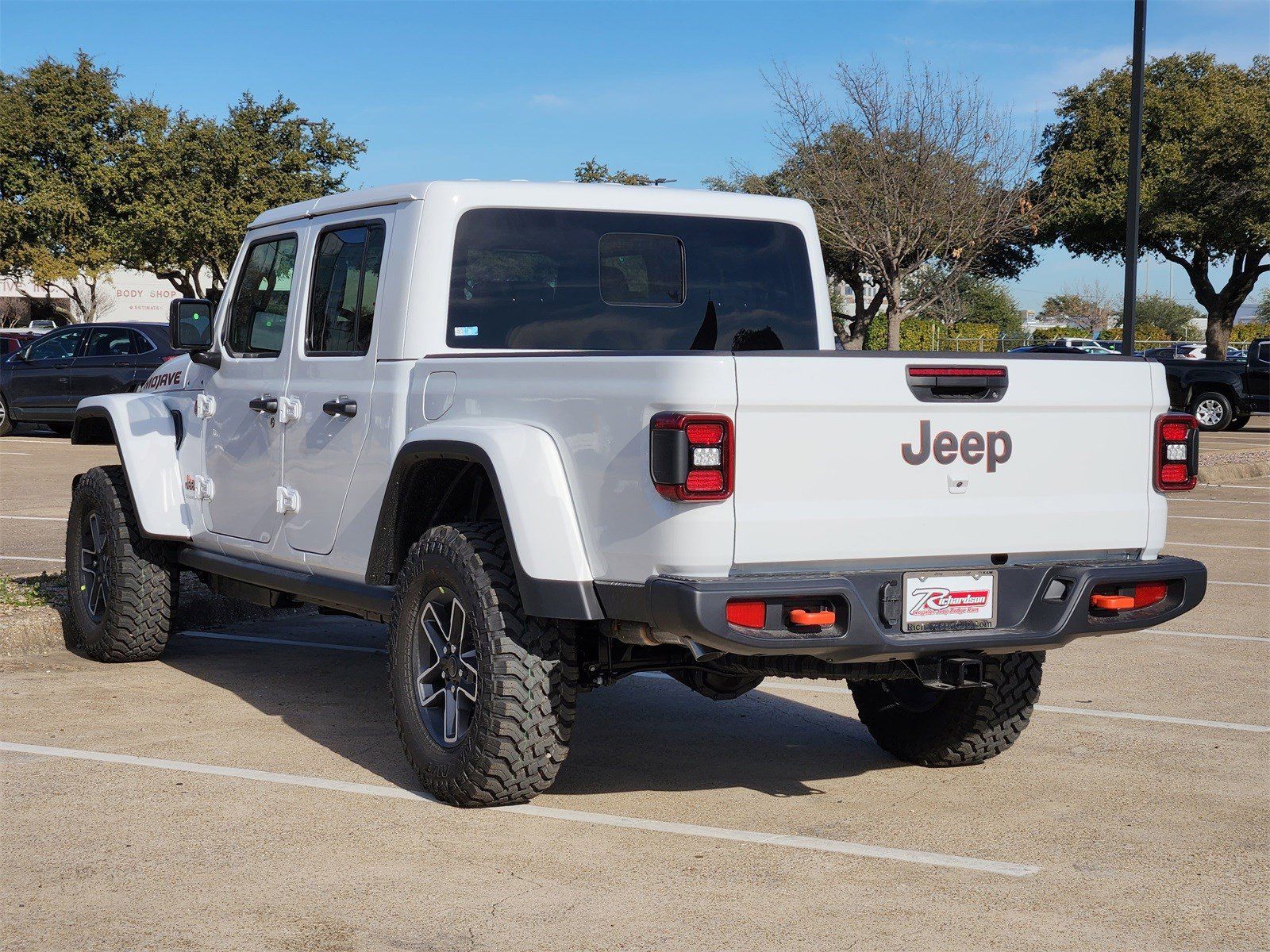 New 2026 Bright White Jeep MOJAVE 4X4 image 4