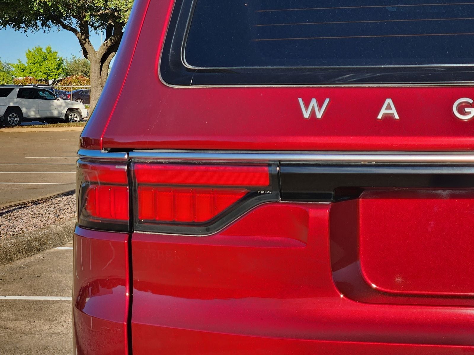 Used 2022 Velvet Red Pearlcoat Jeep Series II image 14