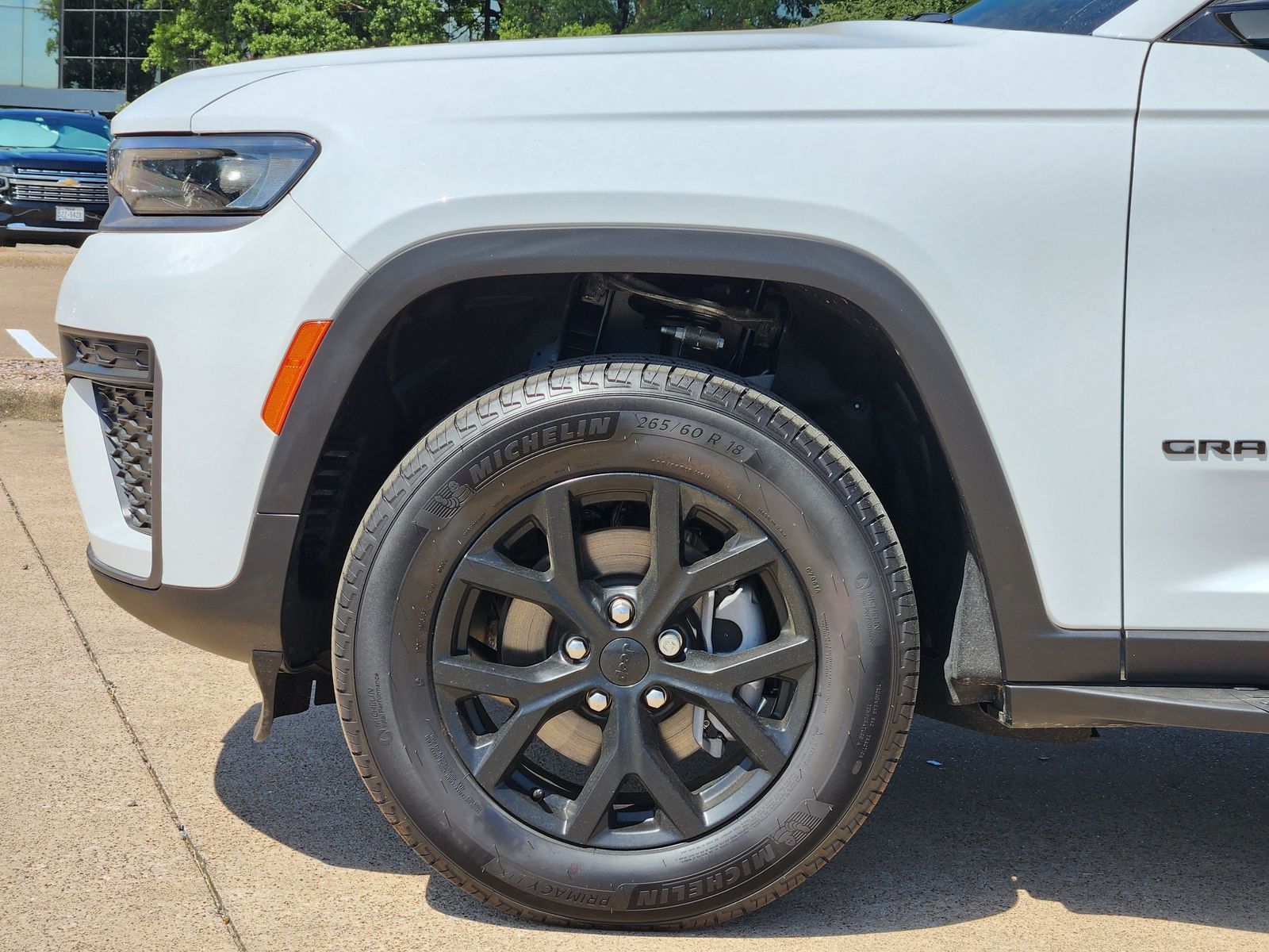 New 2026 Bright White Jeep LAREDO ALTITUDE 4X2 image 8