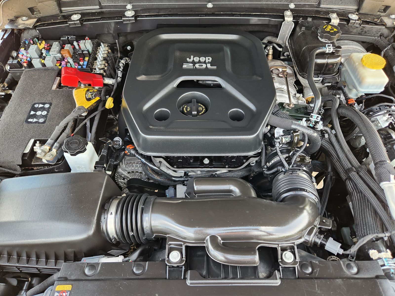 Used 2022 Black Jeep Unlimited Sahara image 40