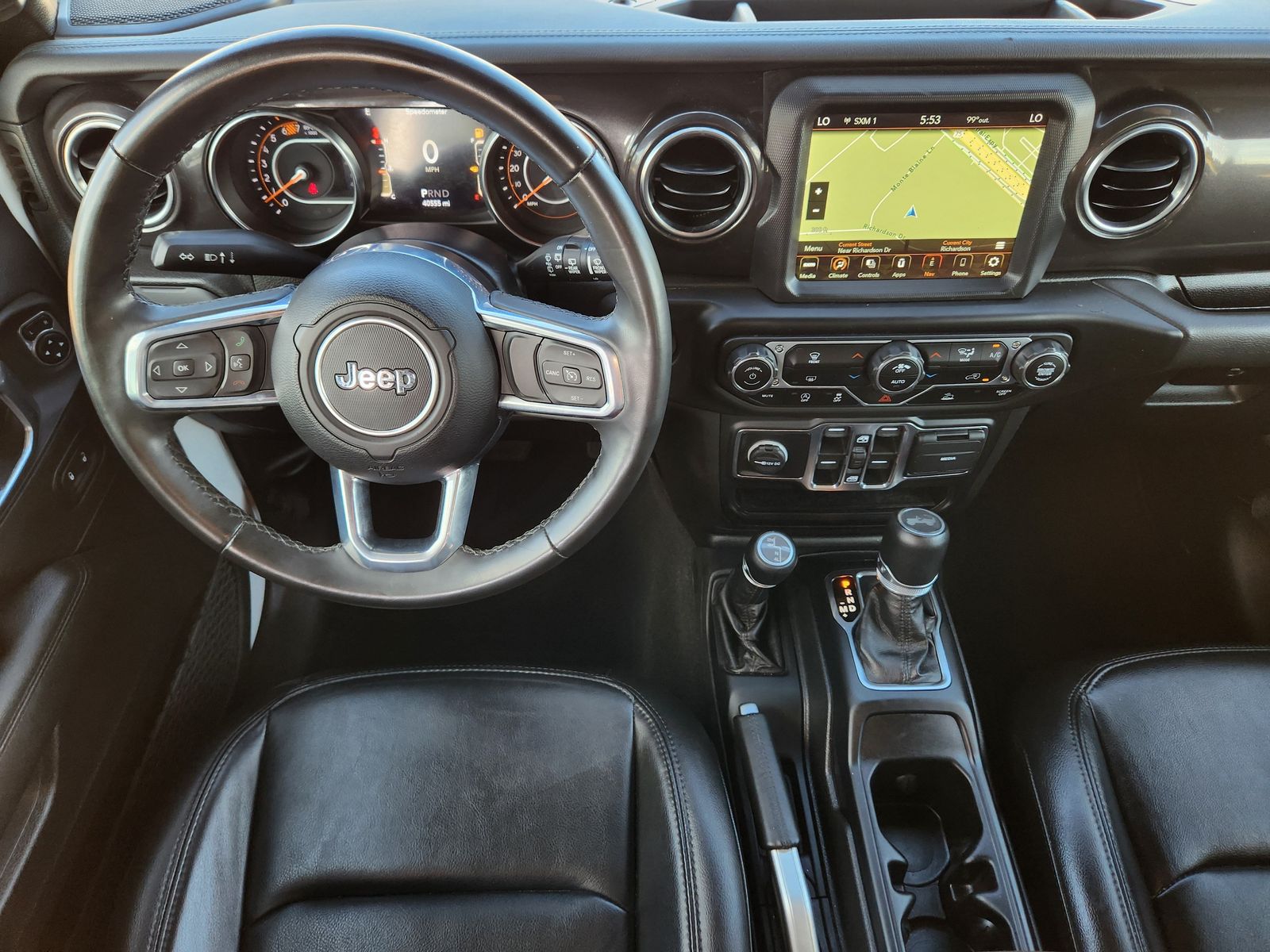 Used 2022 Bright White Jeep Unlimited Sahara image 35