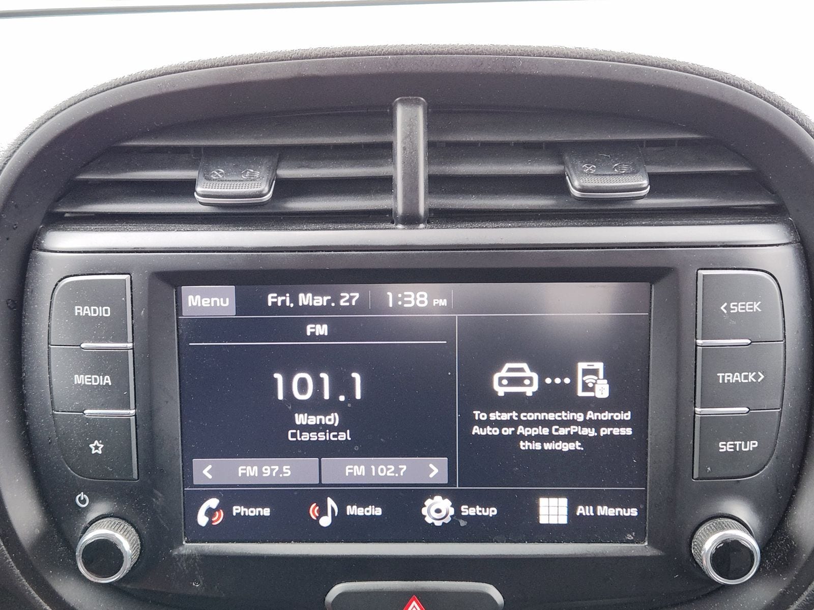 Used 2022 Gravity Gray Kia LX image 27