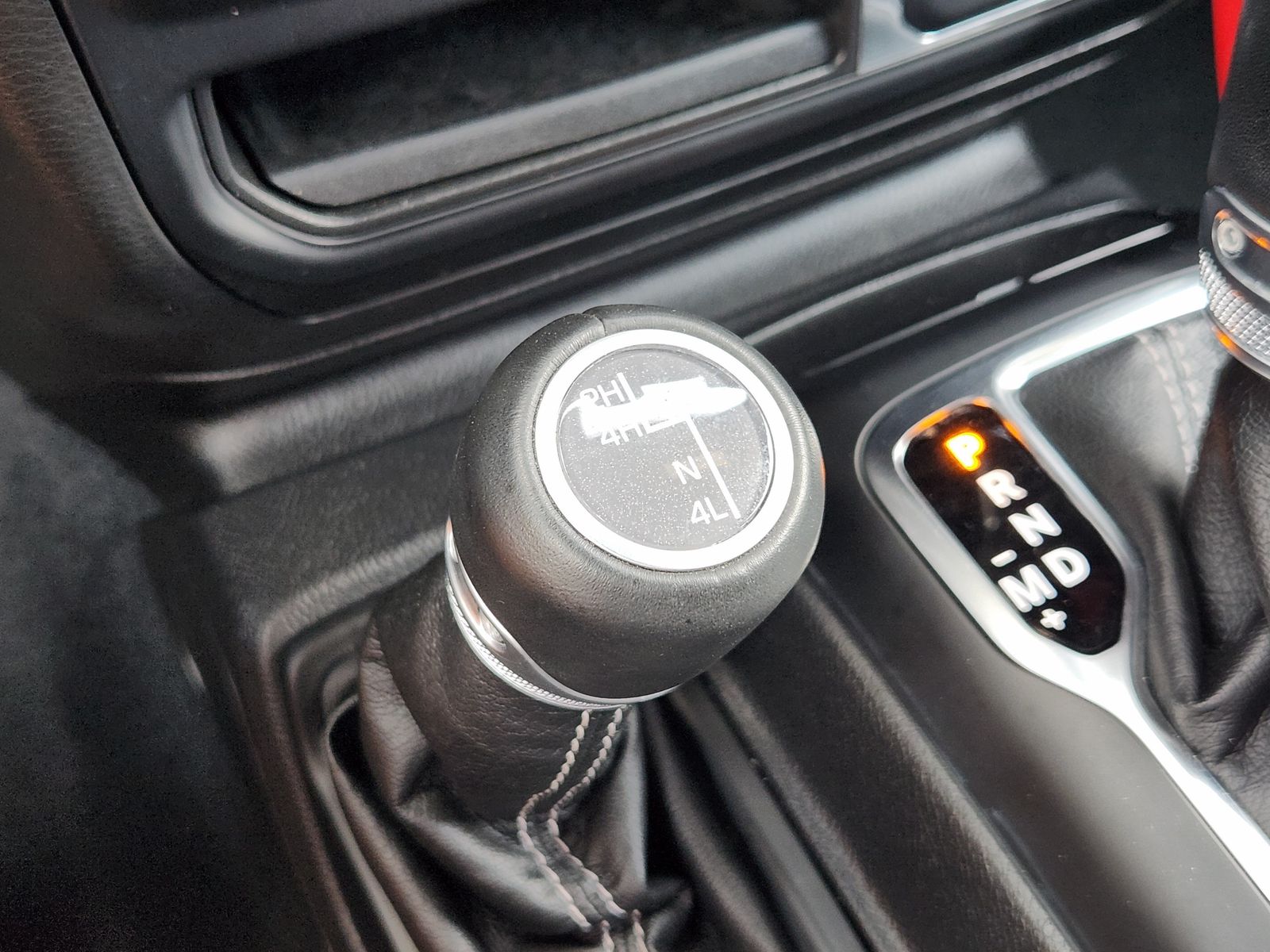 Used 2022 Black Jeep Unlimited Sahara image 28