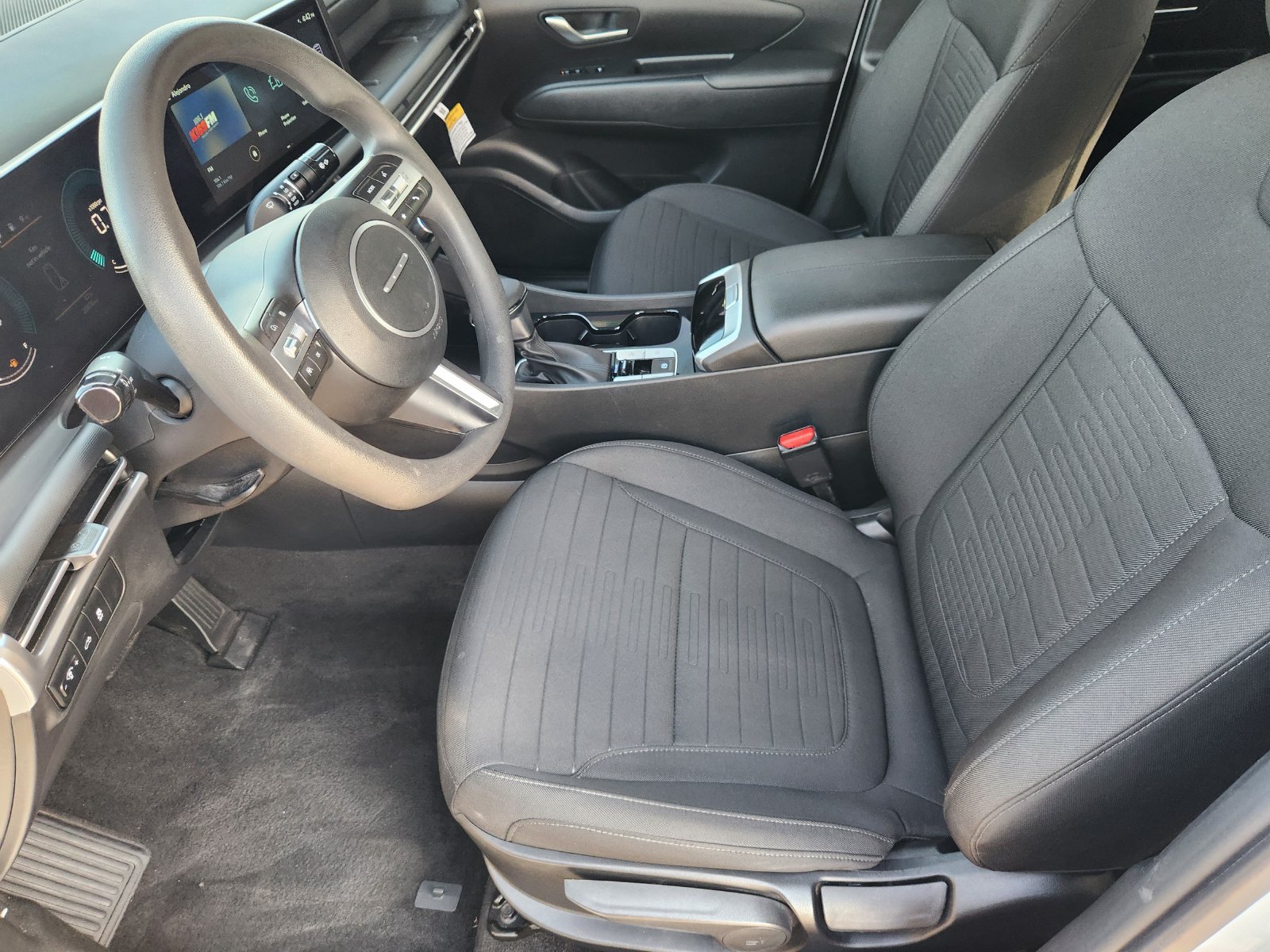 Used 2025 Atlas White Hyundai SE image 20
