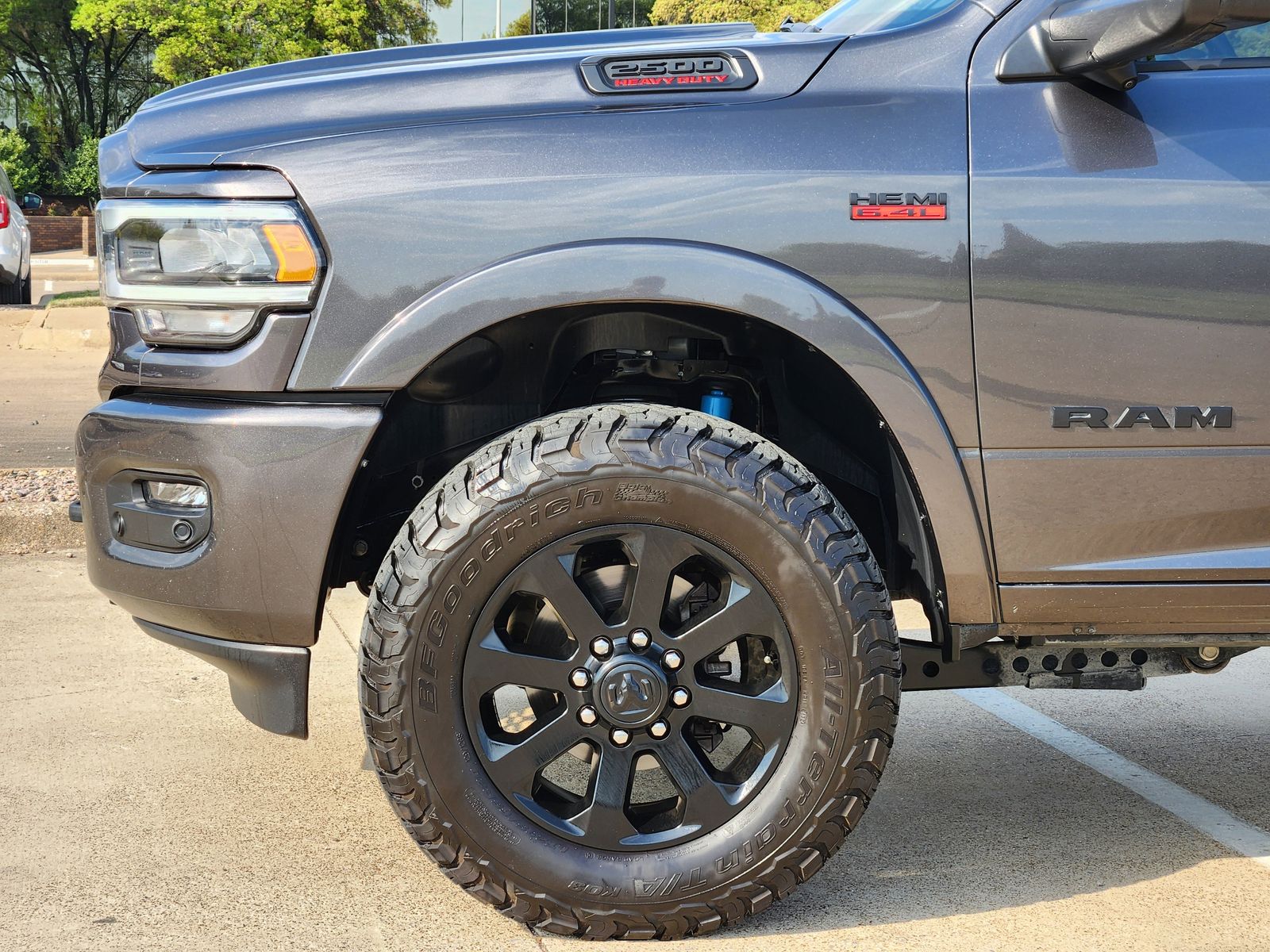 Used 2022 Granite Crystal Ram Laramie image 8