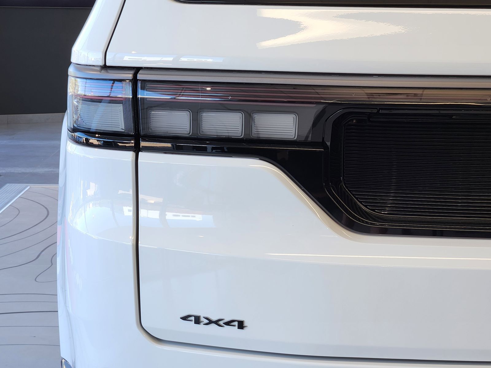 New 2026 Bright White Jeep LIMITED RESERVE 4X4 image 11