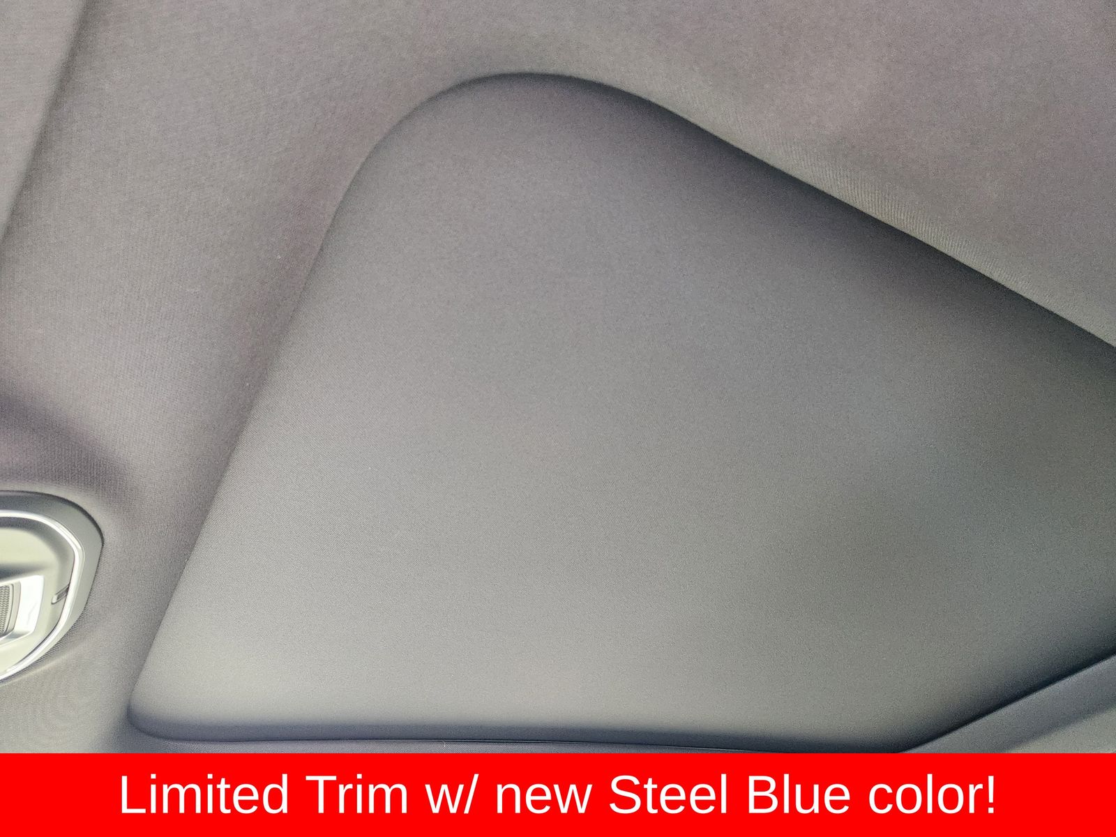New 2026 Steel Blue Jeep L LIMITED 4X4 image 33