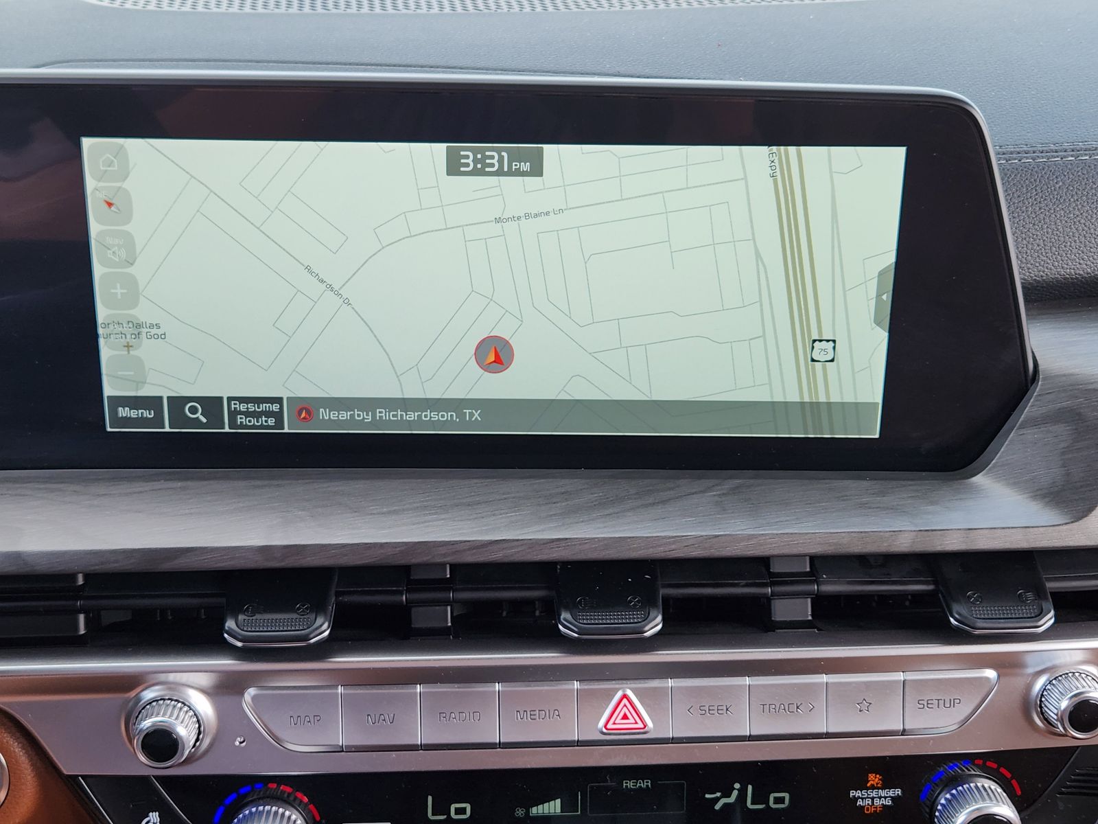 Used 2025 Glacial White Pearl Kia EX image 25