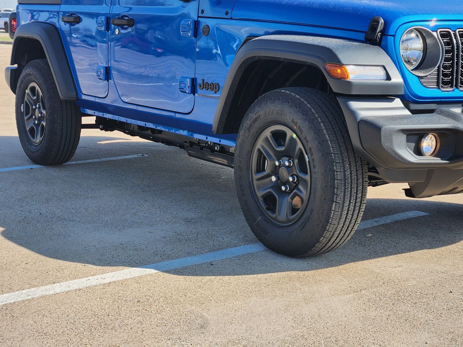 New 2026 Hydro Blue Pearlcoat Jeep 4-DOOR SPORT image 11