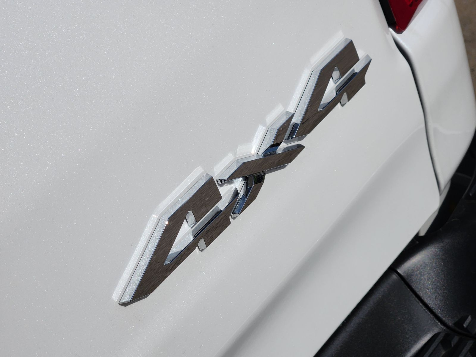 New 2026 Ivory White Tri-Coat Pearlcoat Ram TUNGSTEN CREW CAB 4X4 image 21