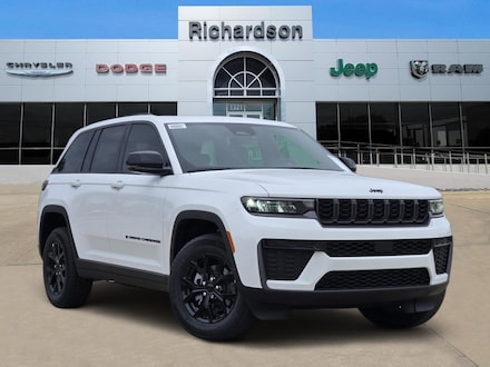 2026 Jeep Grand Cherokee LAREDO ALTITUDE 4X2 Sport Utility