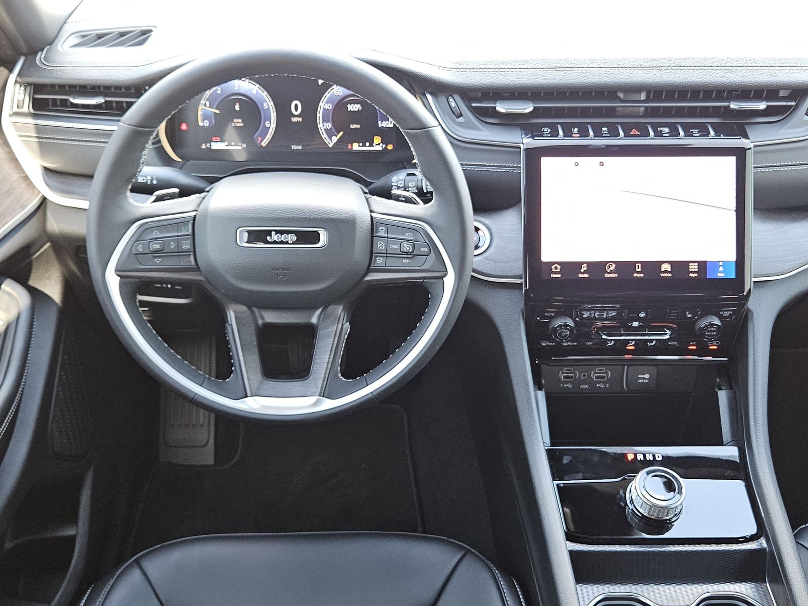 New 2025 Baltic Gray Jeep L LIMITED 4X2 image 28