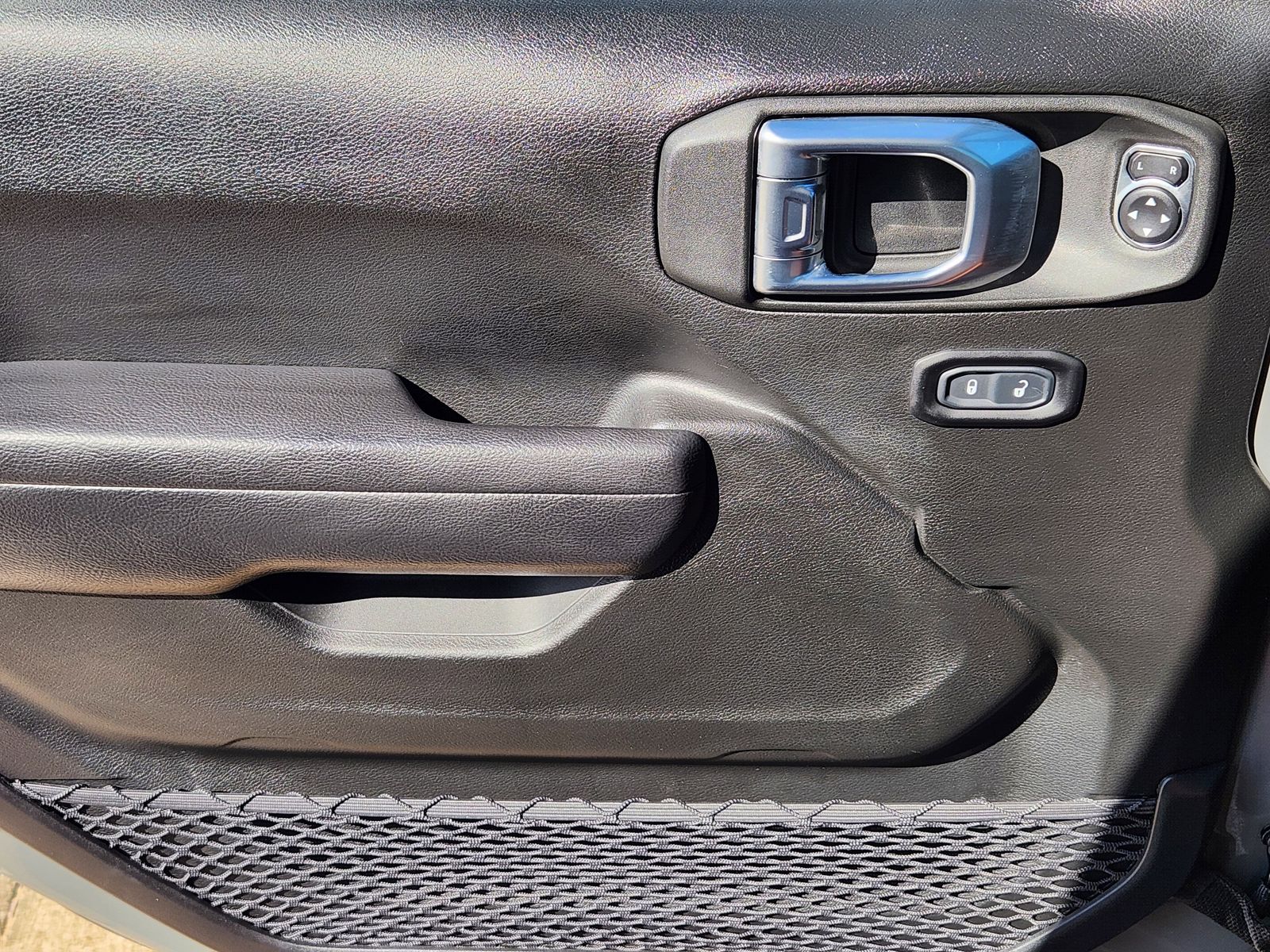 Used 2023 Sting-Gray Clearcoat Jeep  image 34