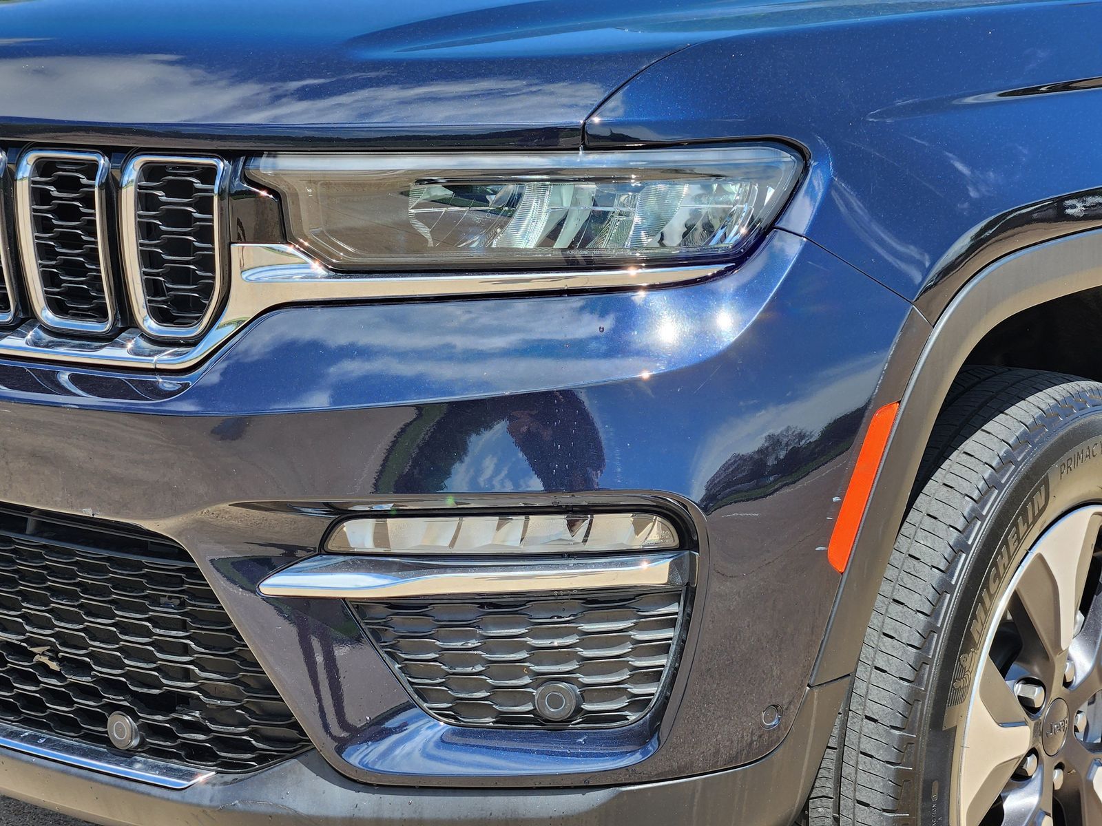 Used 2023 Midnight Sky Jeep Base image 10