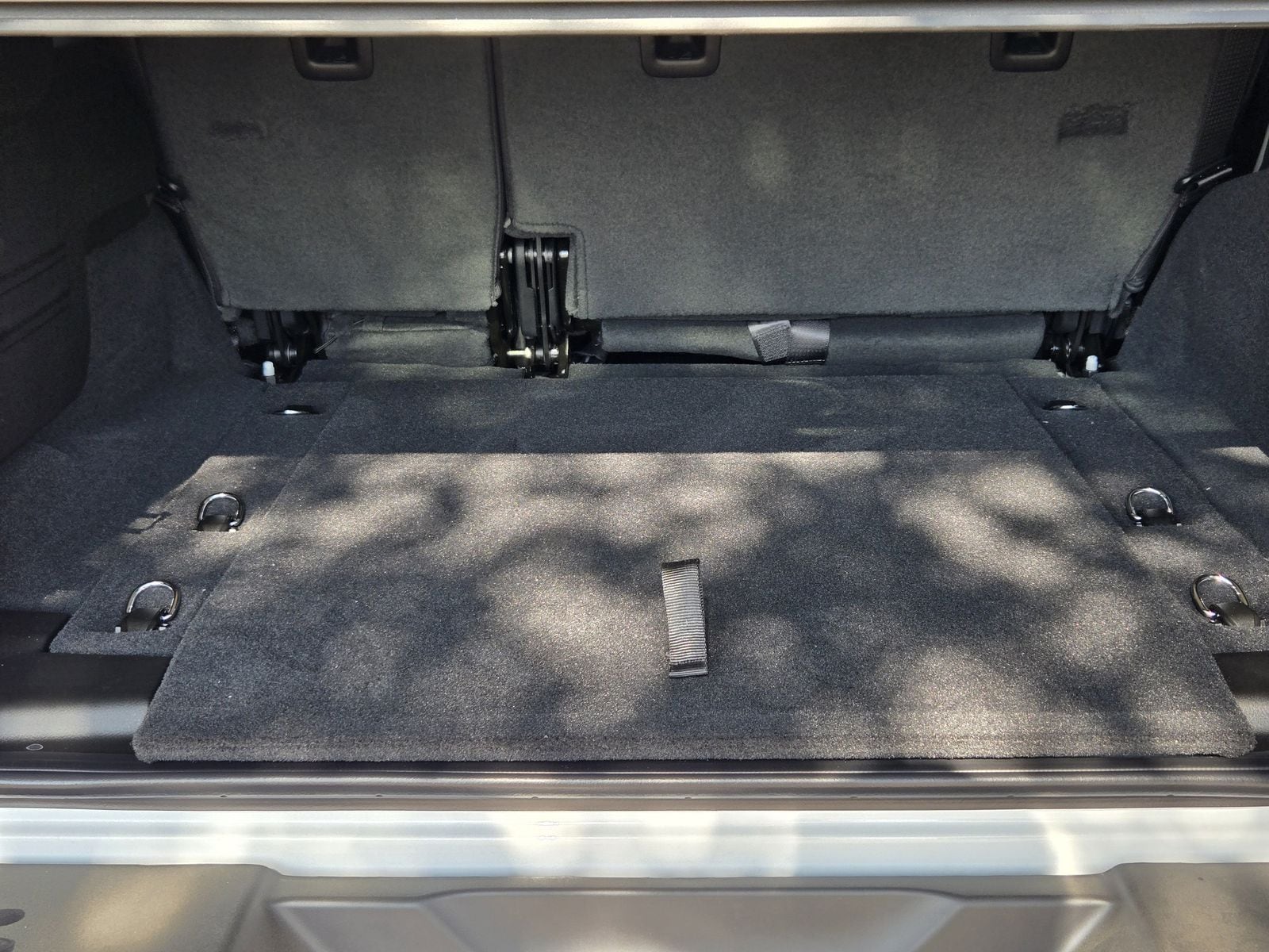 New 2026 Bright White Jeep 4-DOOR WILLYS image 32