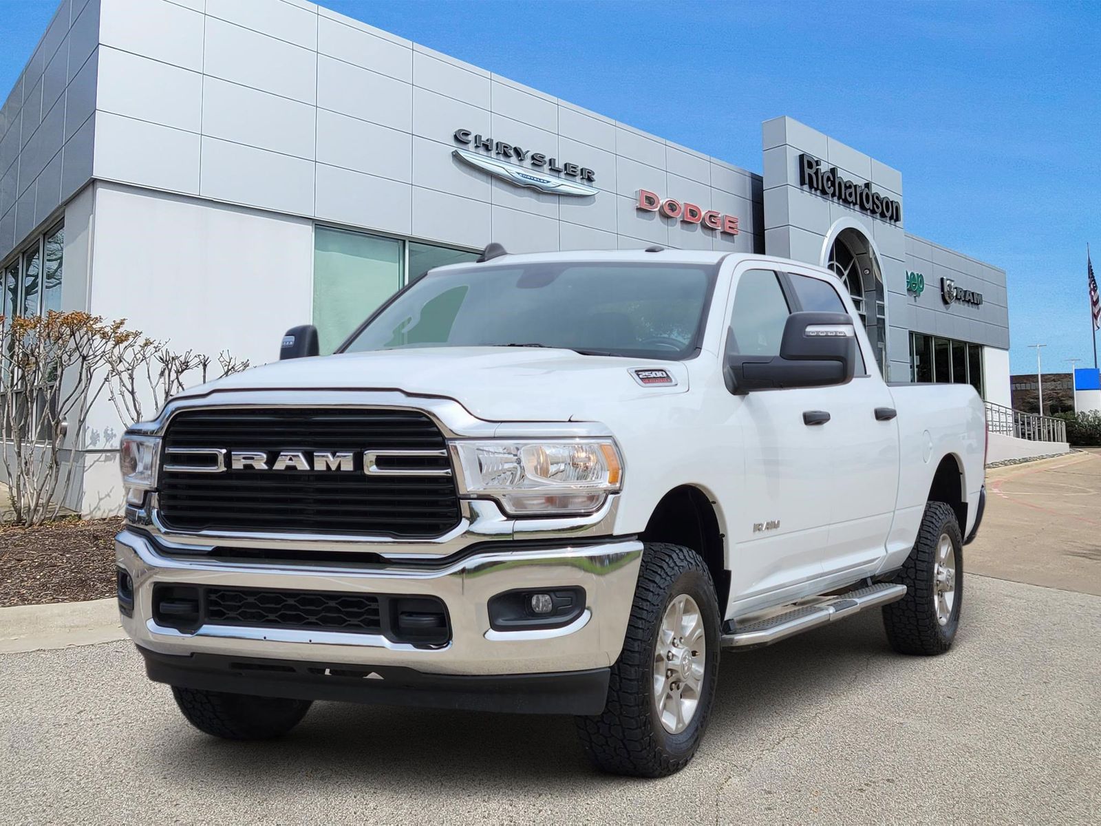 Used 2023 Bright White Ram Big Horn image 2