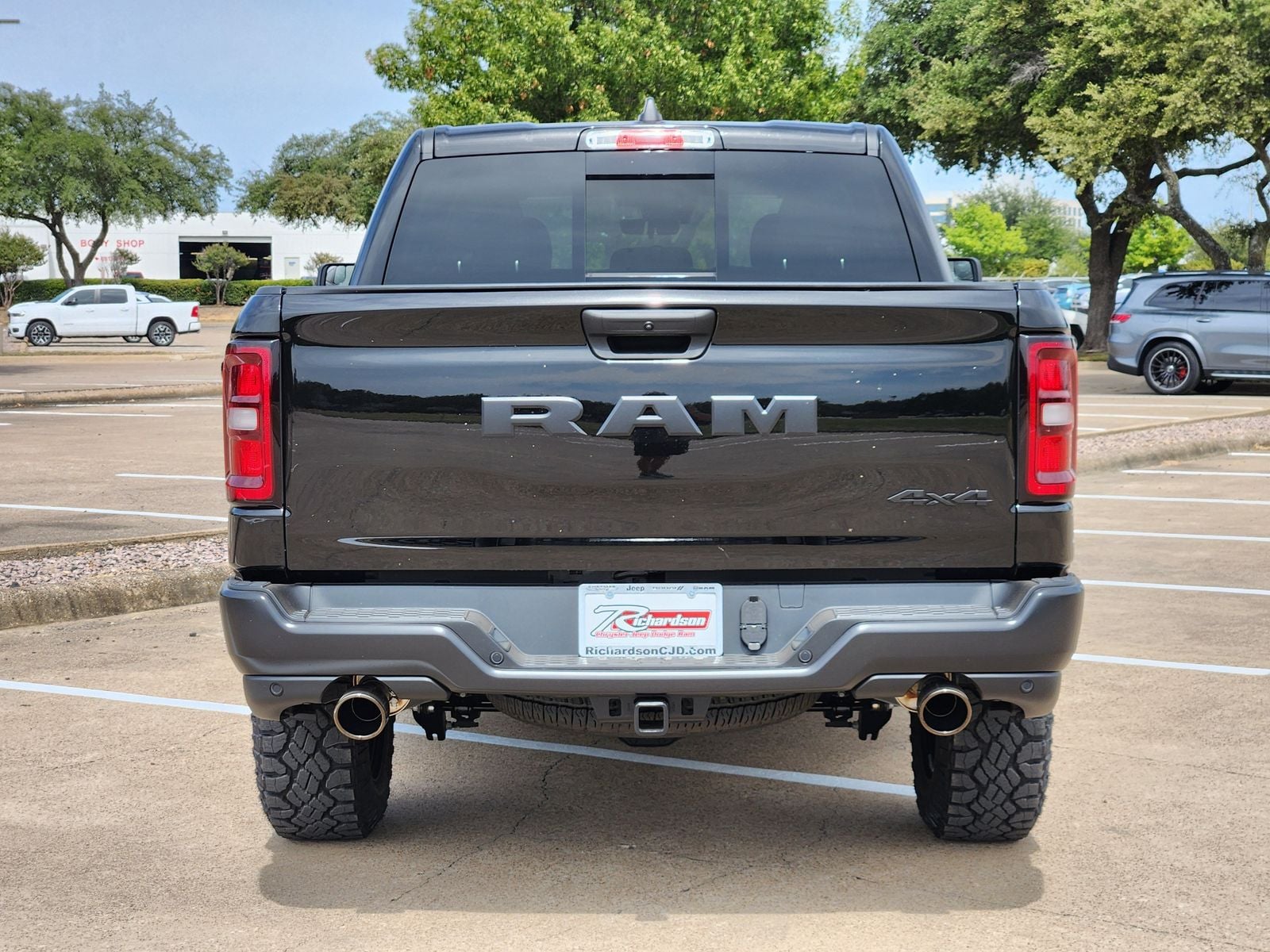 New 2026 Diamond Black Crystal Pearlcoat Ram WARLOCK CREW CAB 4X4 5