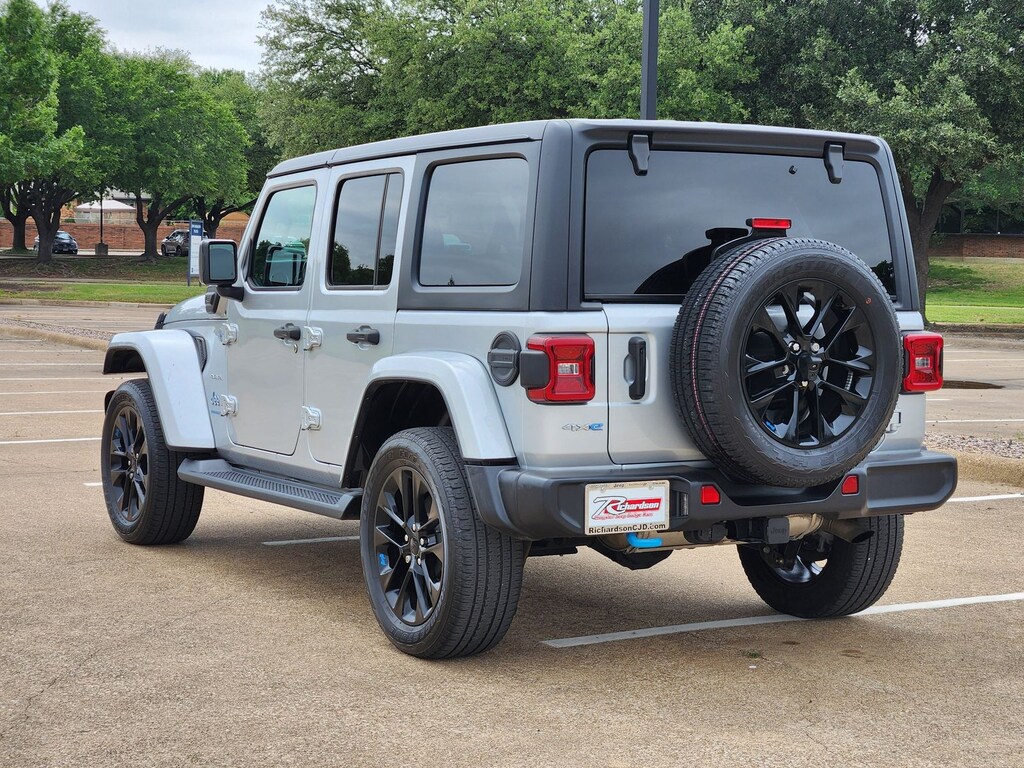 Used 2023 Jeep Wrangler 4xe Sahara SUV