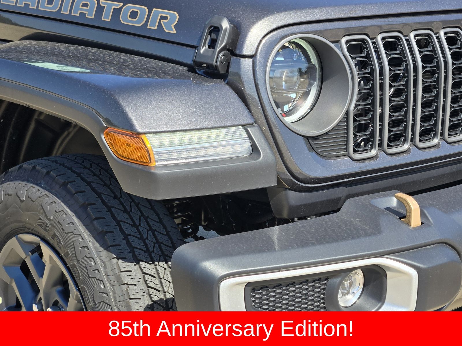New 2026 Granite Crystal Jeep 85TH ANNIVERSARY EDITION 4X4 image 9