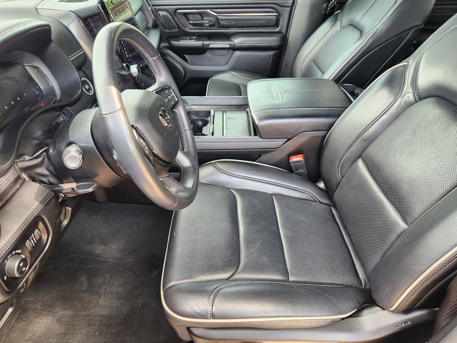 Used 2023 Granite Crystal Ram Limited image 21