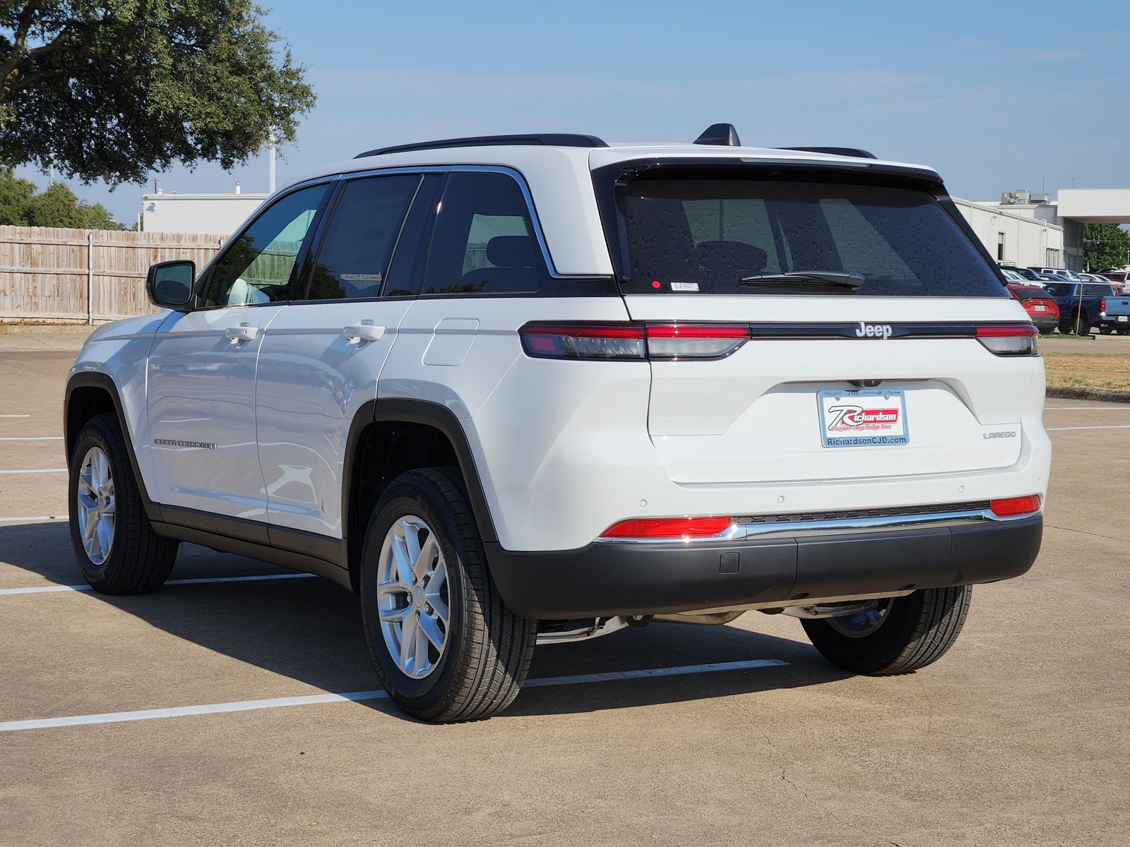 New 2026 Bright White Jeep LAREDO 4X2 image 4