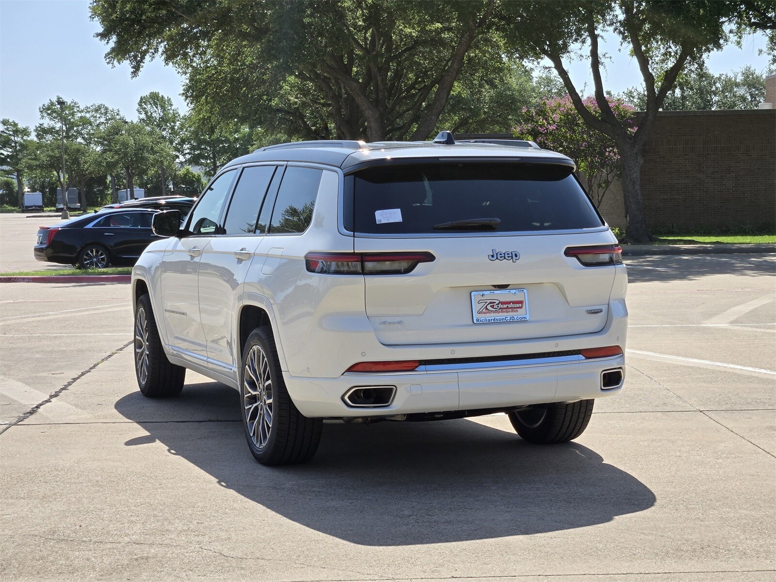 New 2025 Jeep Grand Cherokee L L SUMMIT RESERVE 4X4 For Sale in