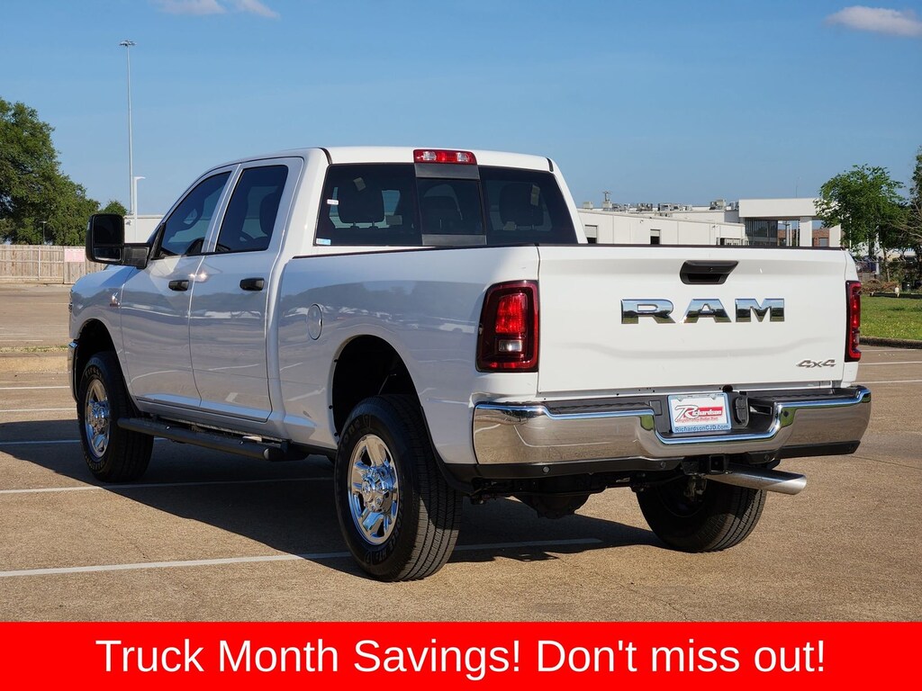 New 2026 Ram 2500 TRADESMAN CREW CAB 4X4 6'4 BOX Pickup