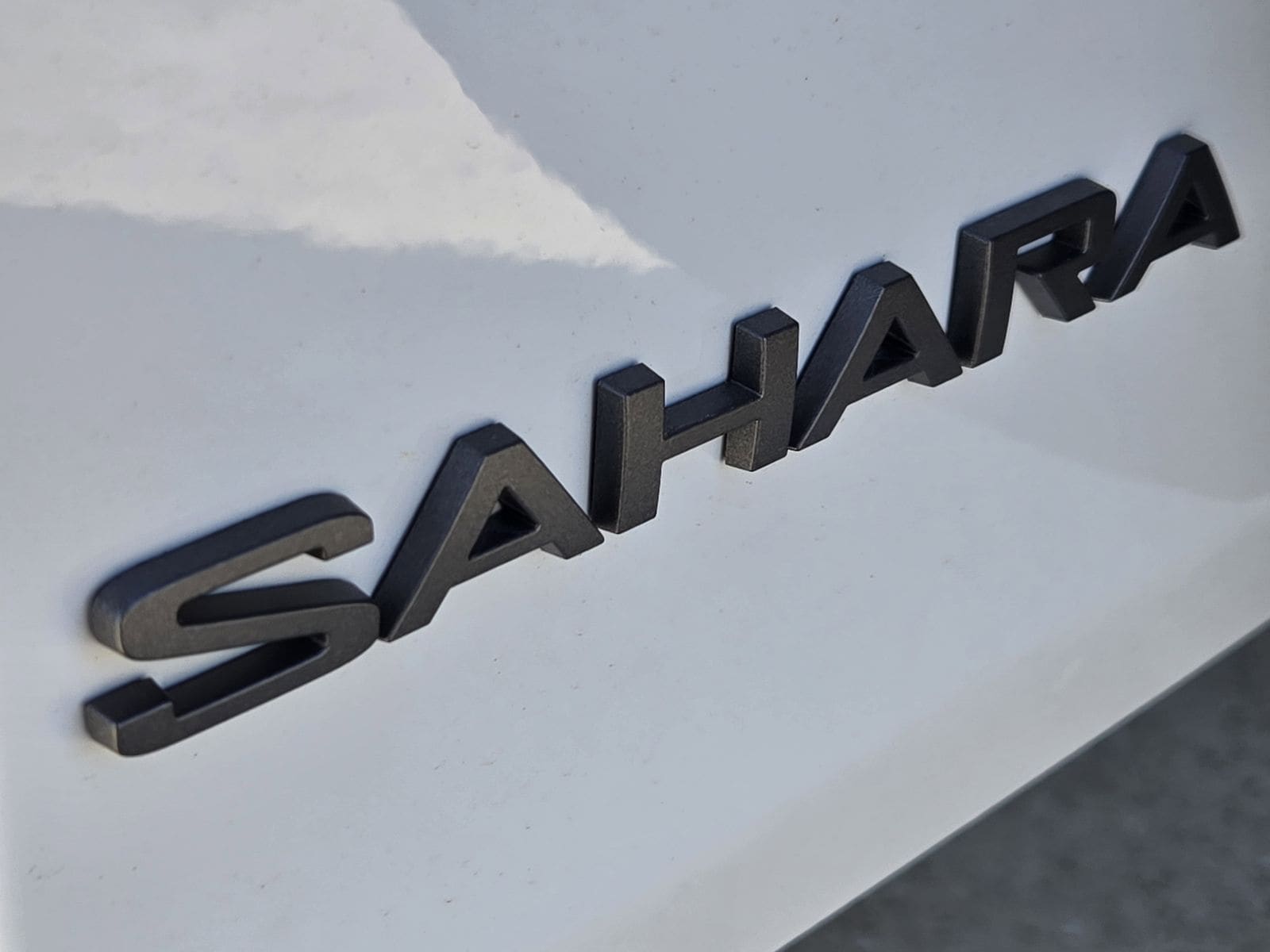 New 2026 Bright White Jeep 4-DOOR SAHARA image 11