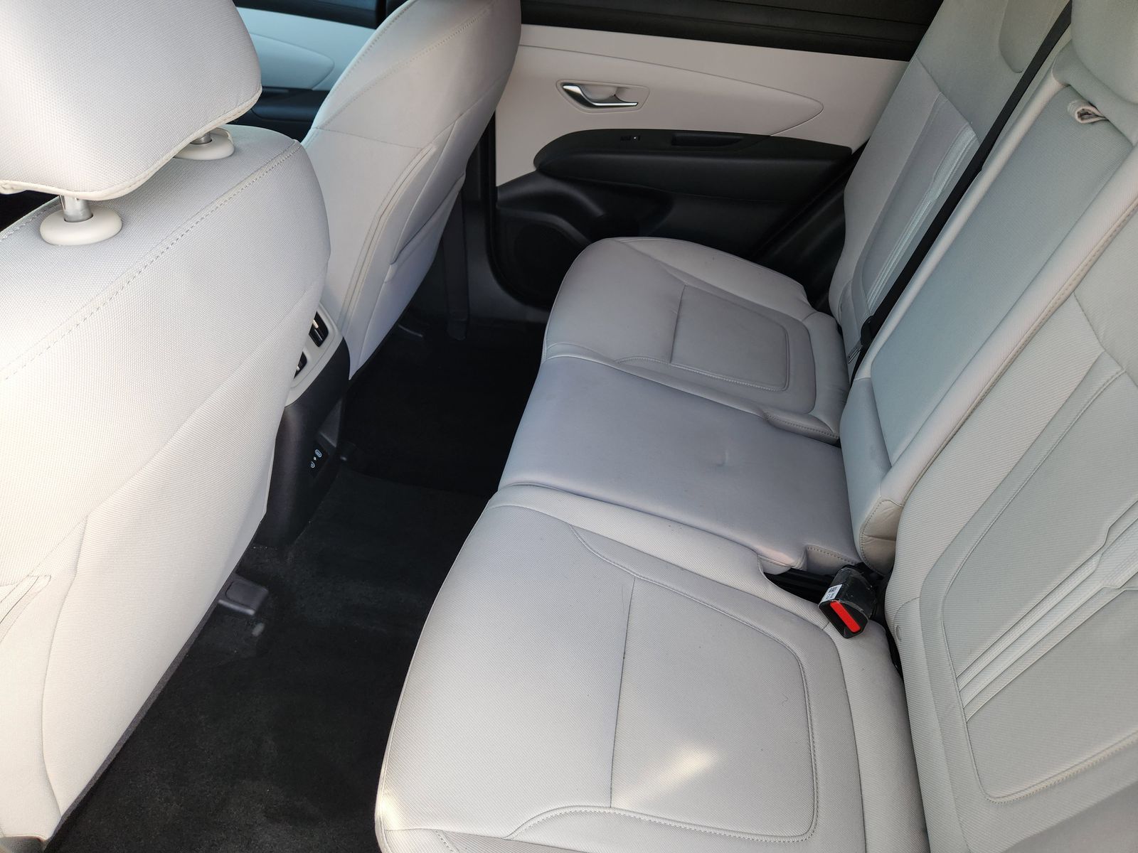 Used 2026 Hampton Gray Hyundai SEL image 39